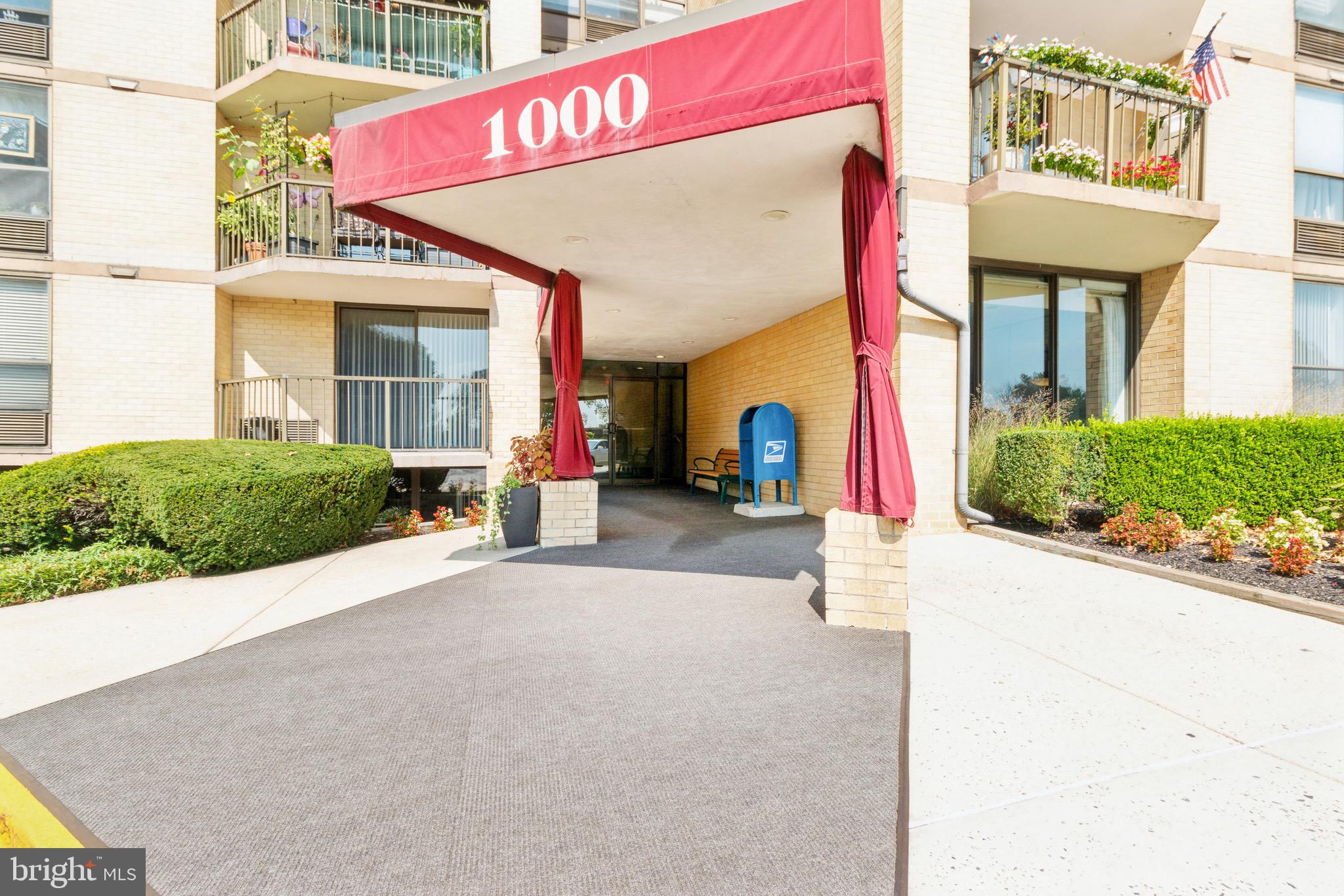 PLYMOUTH HILLS - Residential