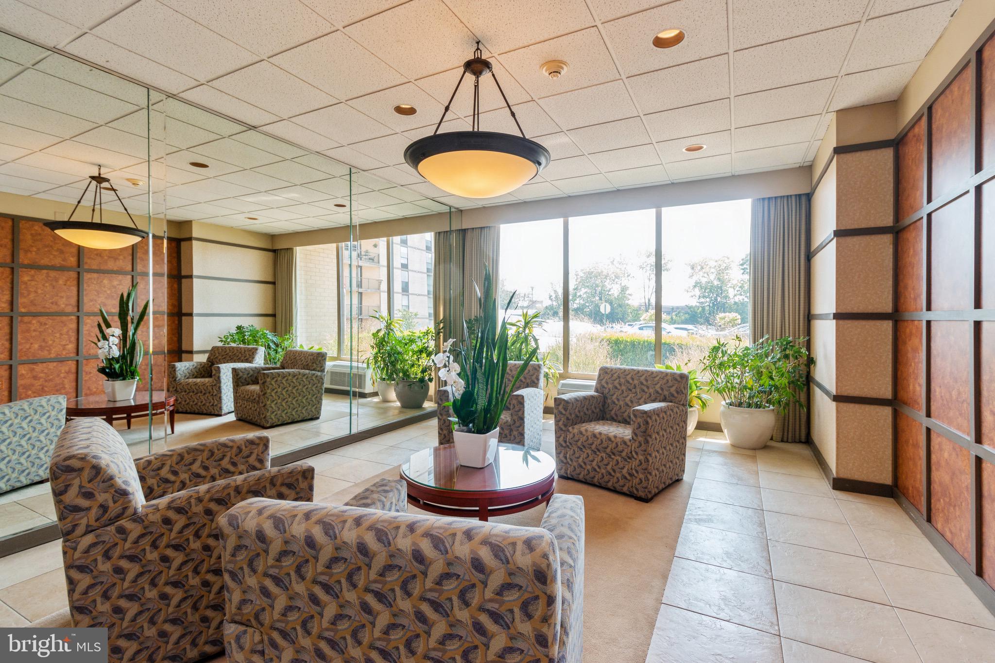 PLYMOUTH HILLS - Residential