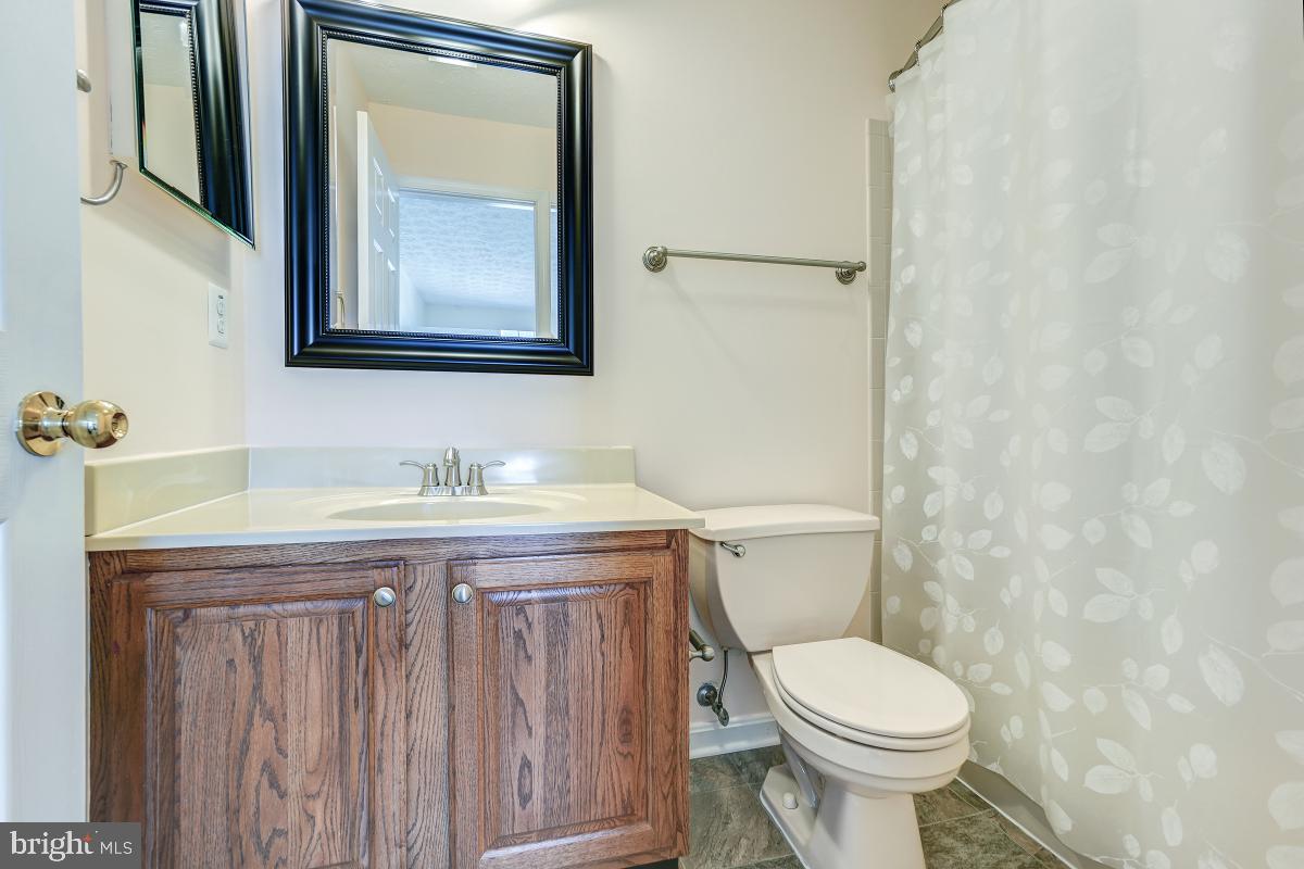 VILLAGE OF BYNUM RUN - Residential