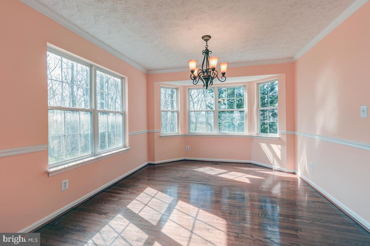 VILLAGE OF BYNUM RUN - Residential