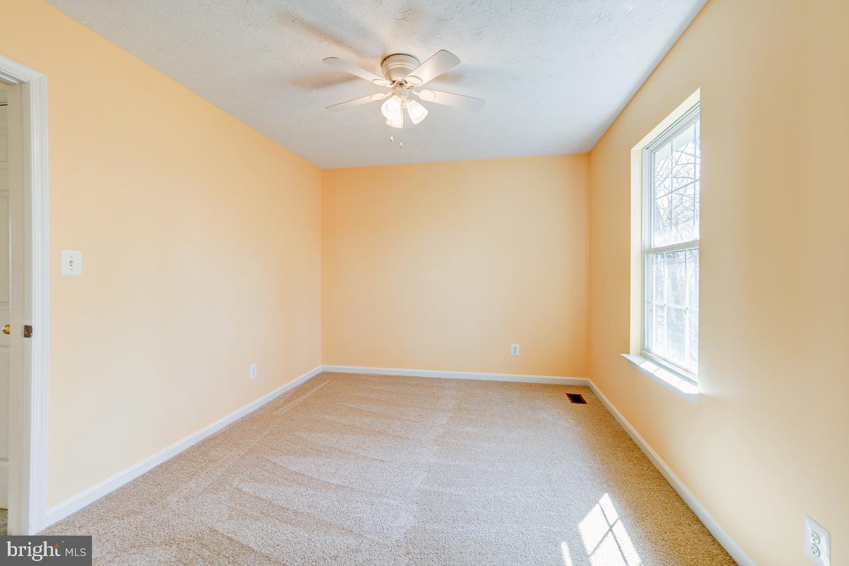 VILLAGE OF BYNUM RUN - Residential