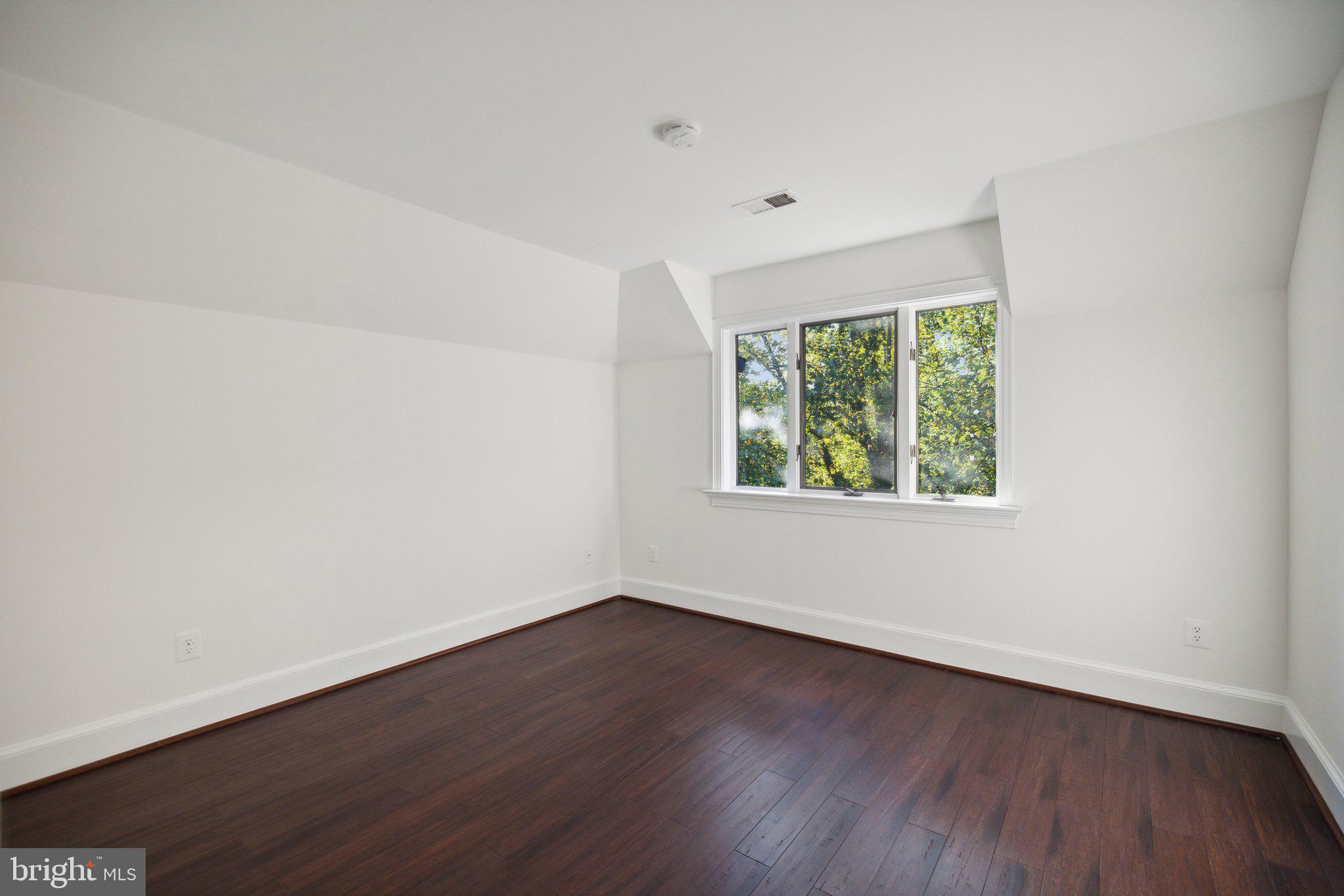 POTOMAC ESTATES - Residential