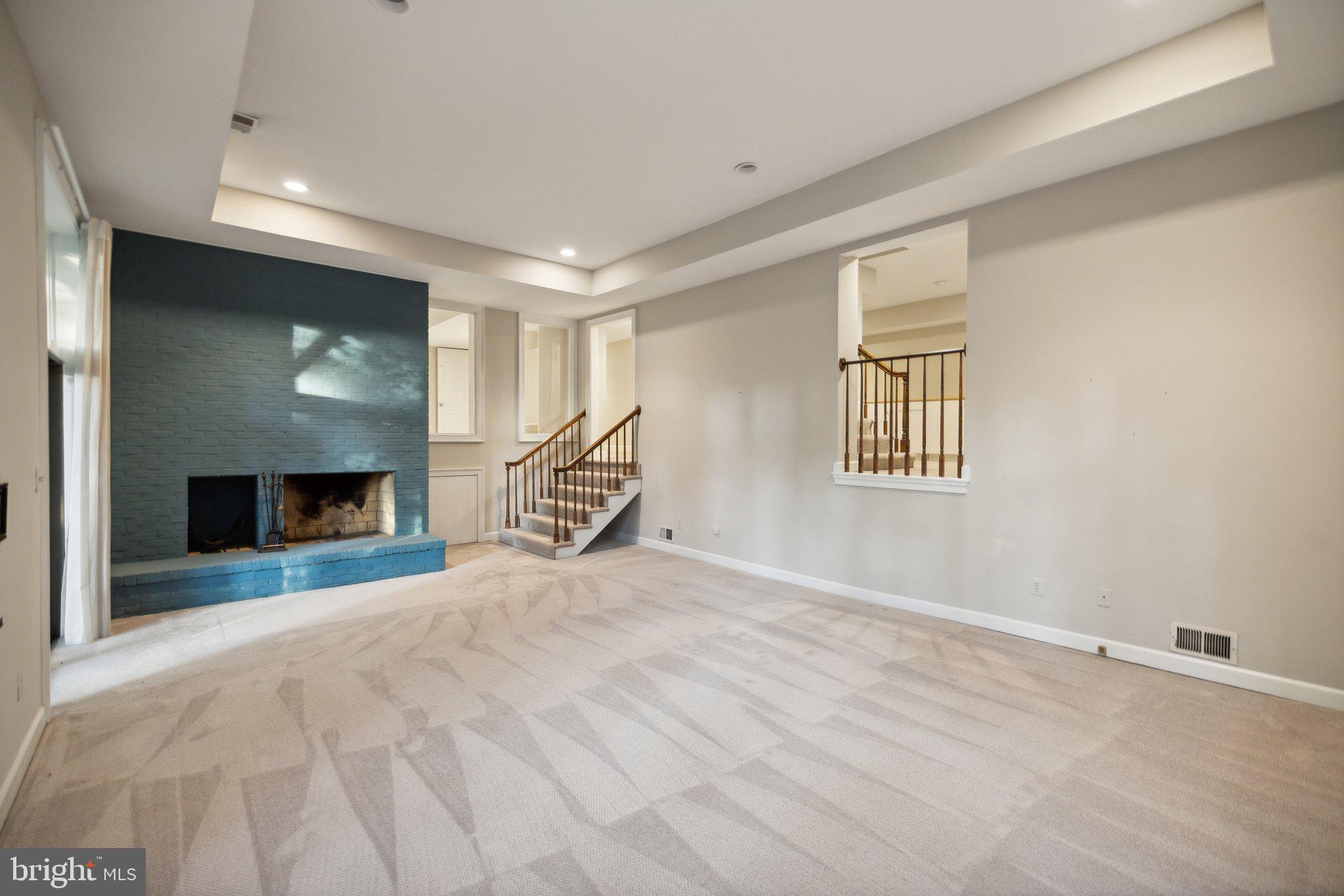 POTOMAC ESTATES - Residential