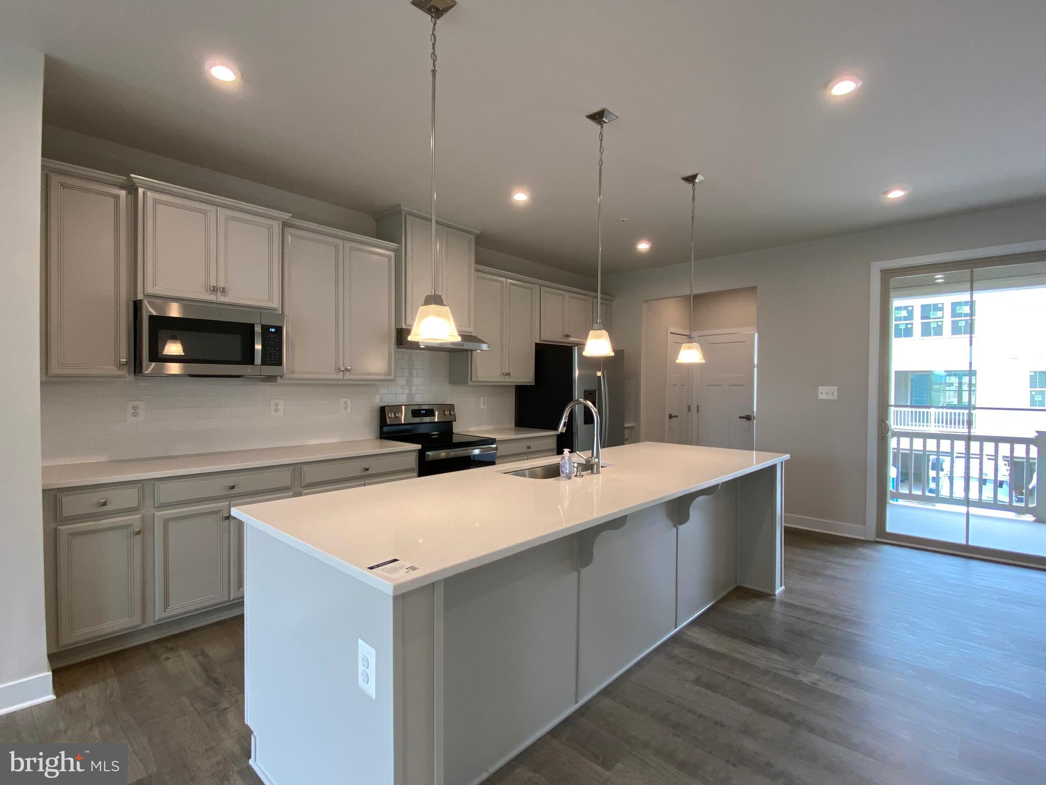 STONE BARN VILLAGE - Residential Lease