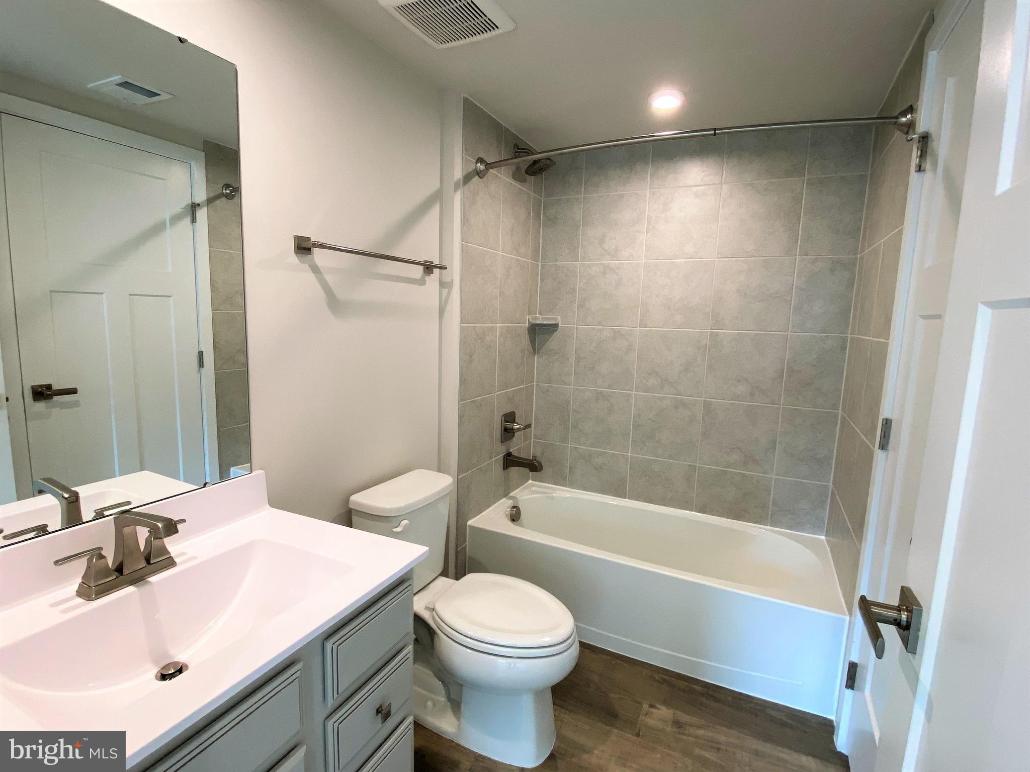 STONE BARN VILLAGE - Residential Lease