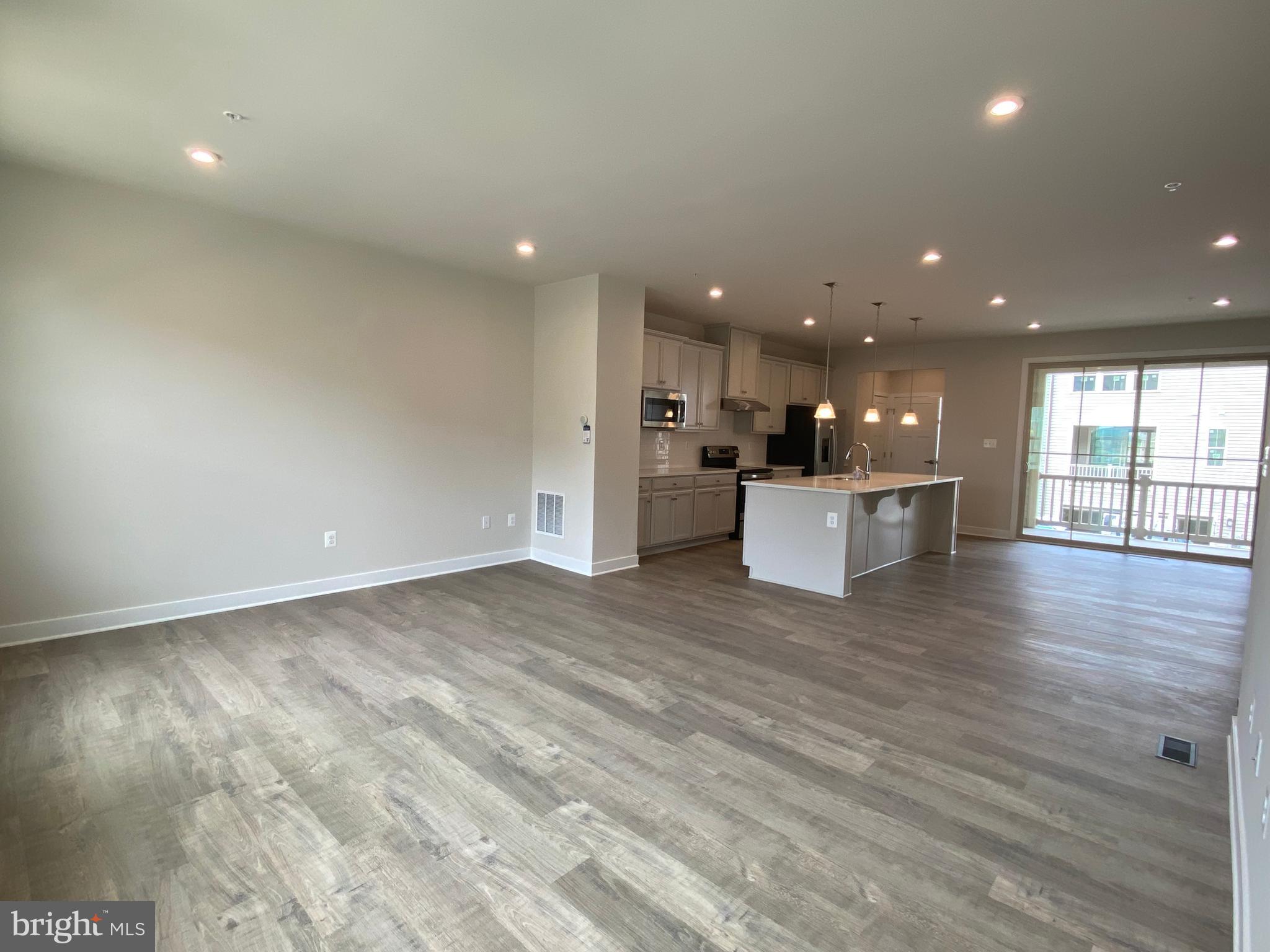 STONE BARN VILLAGE - Residential Lease