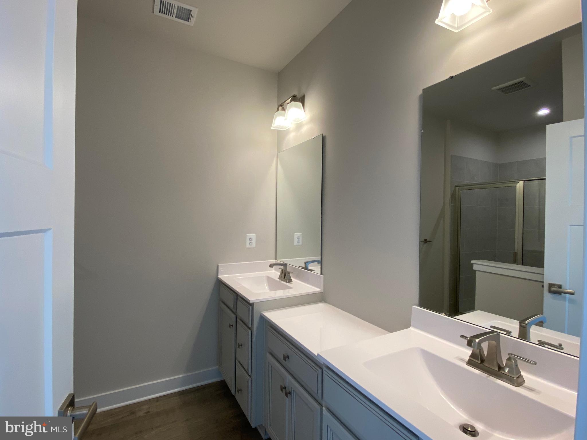 STONE BARN VILLAGE - Residential Lease