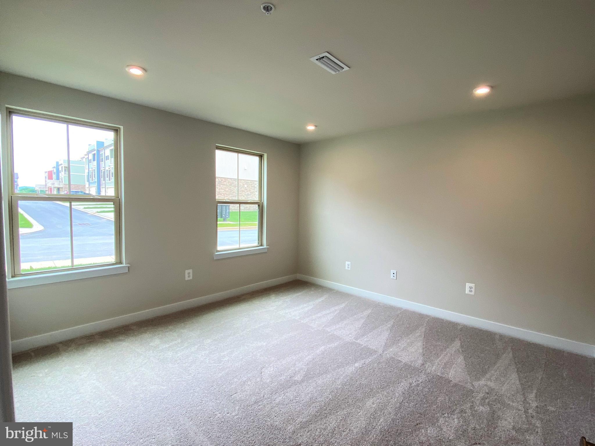 STONE BARN VILLAGE - Residential Lease