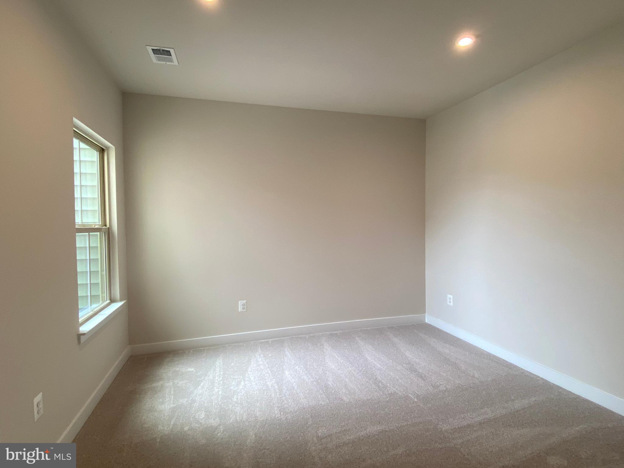 STONE BARN VILLAGE - Residential Lease