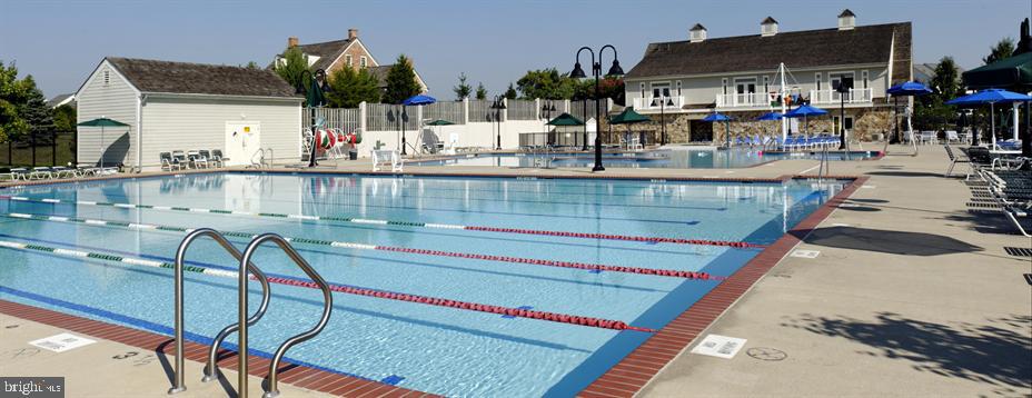 STONE BARN VILLAGE - Residential Lease