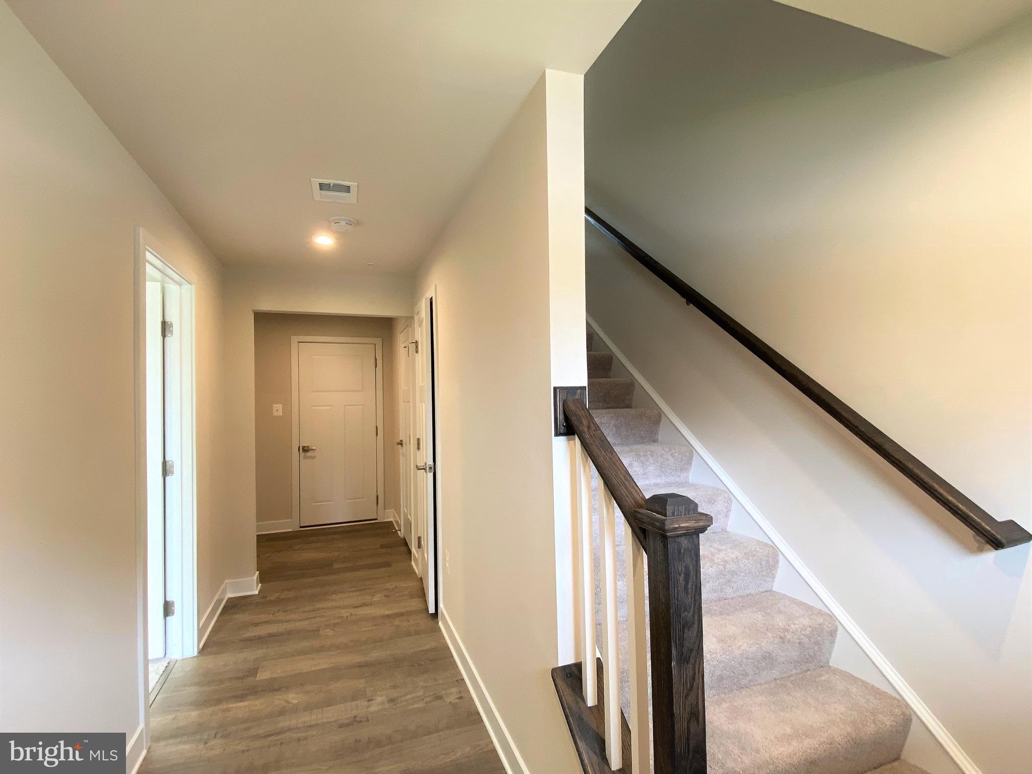 STONE BARN VILLAGE - Residential Lease