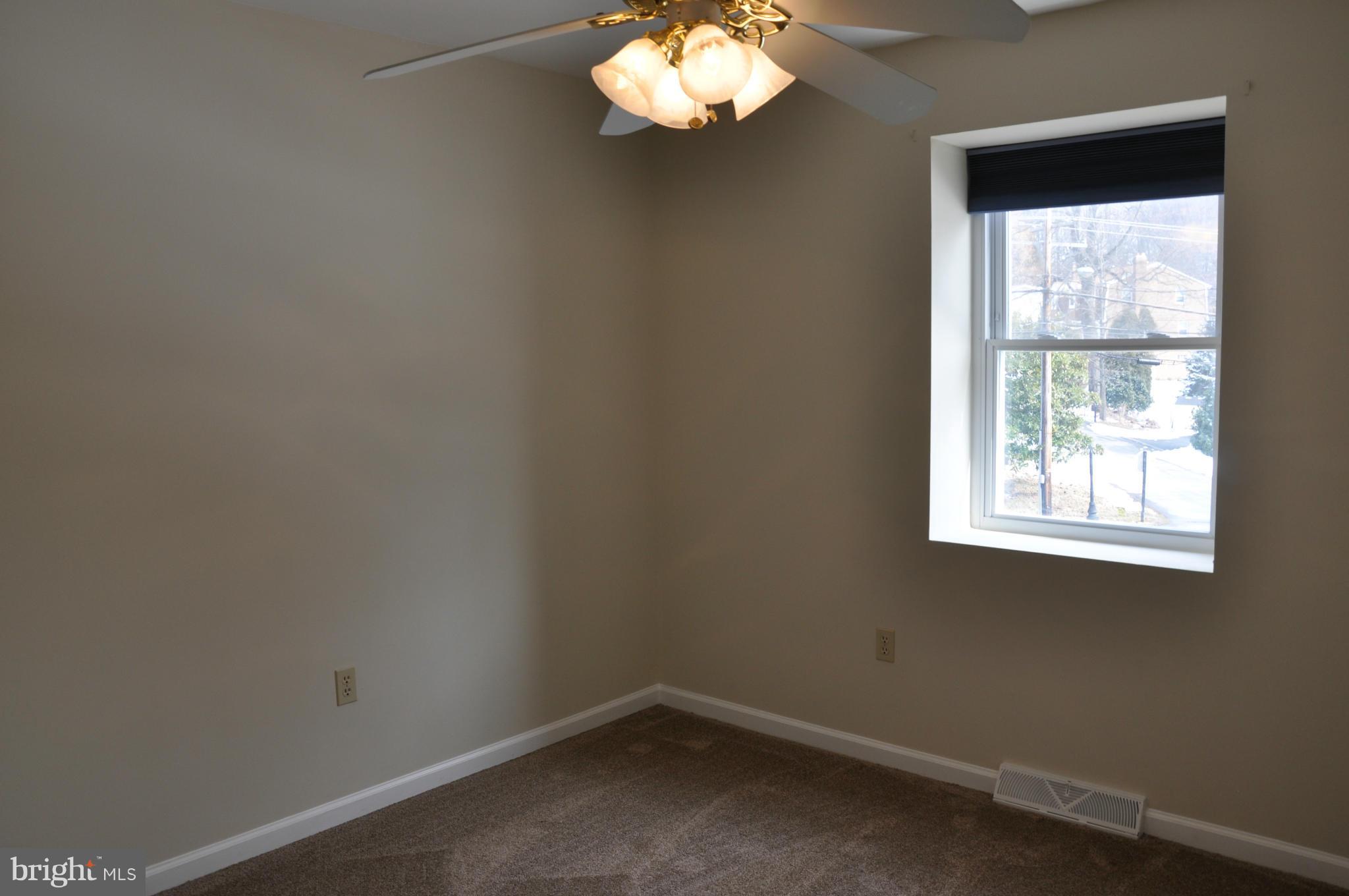 NORTH CHESAPEAKE BEACH - Residential