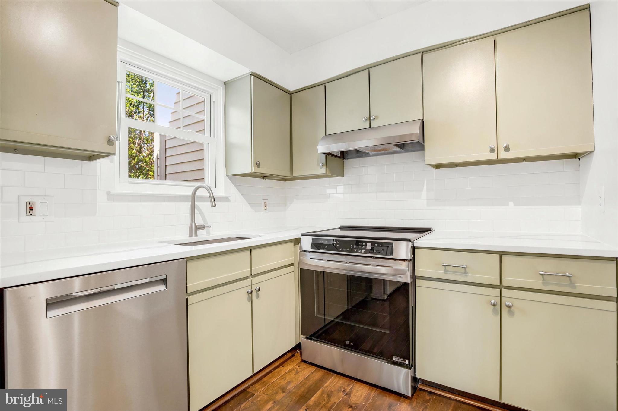FAIRFIELD - Residential
