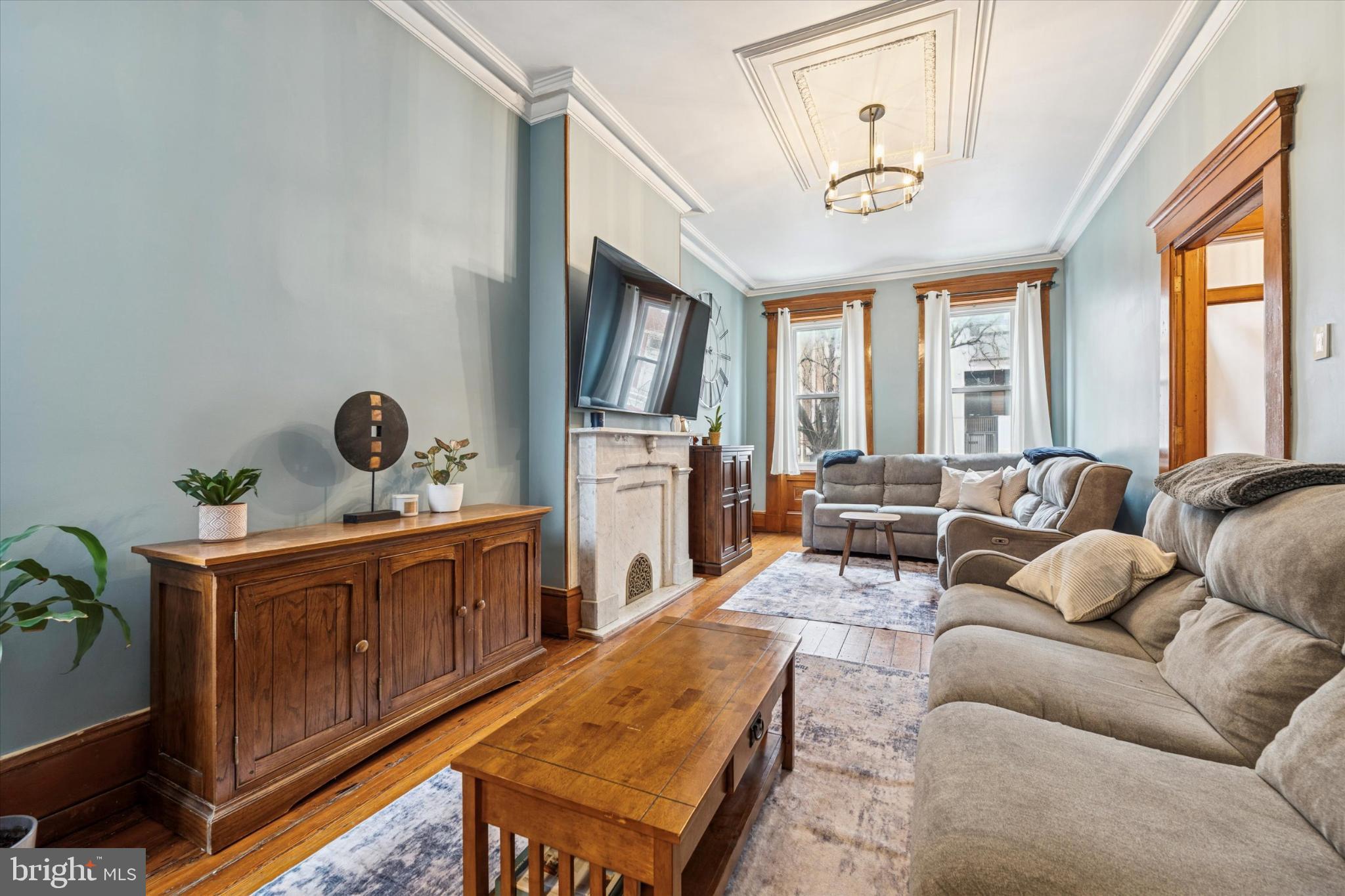 1126 MOUNT VERNON STREET