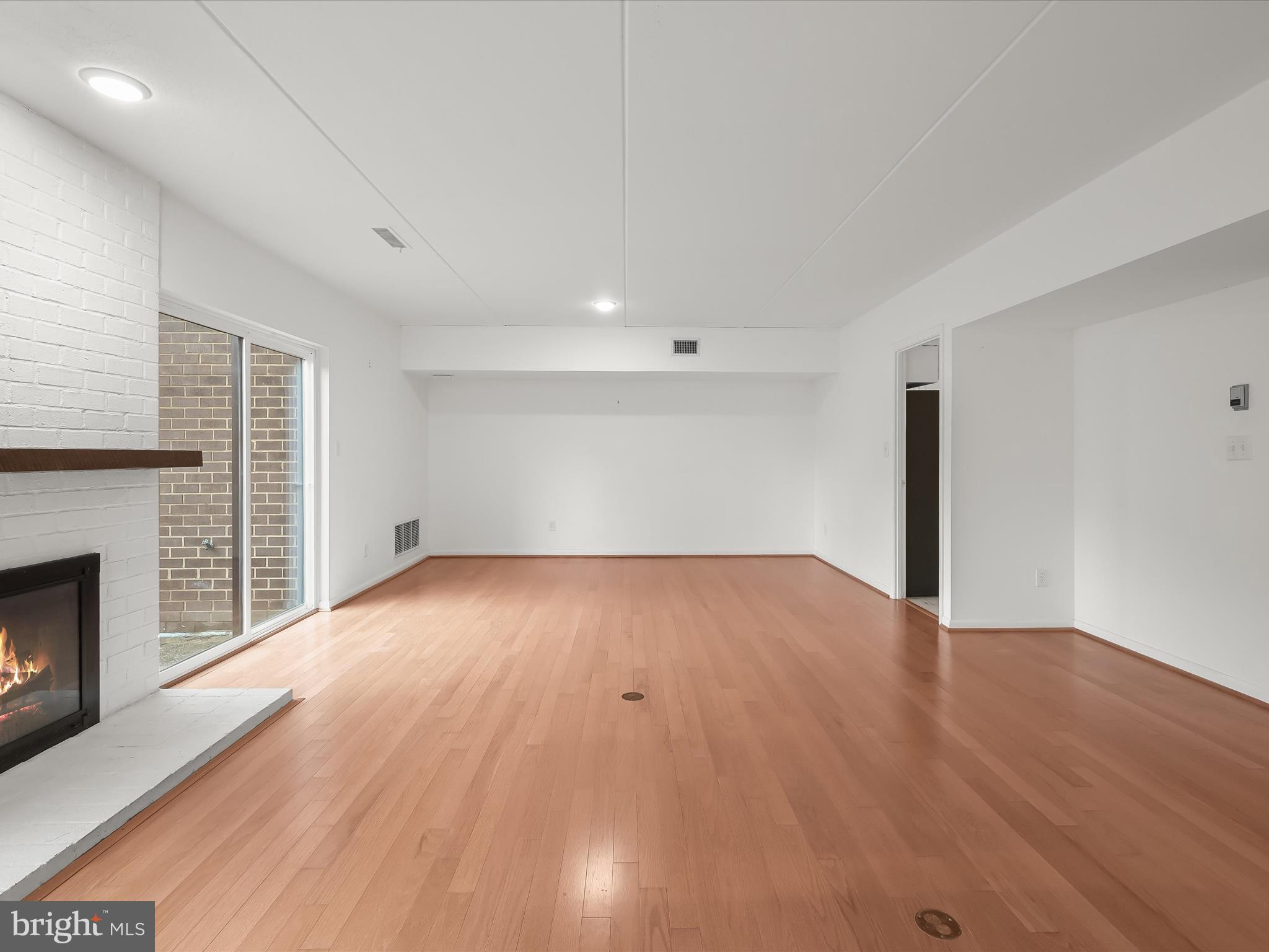 ANNEN WOODS - Residential