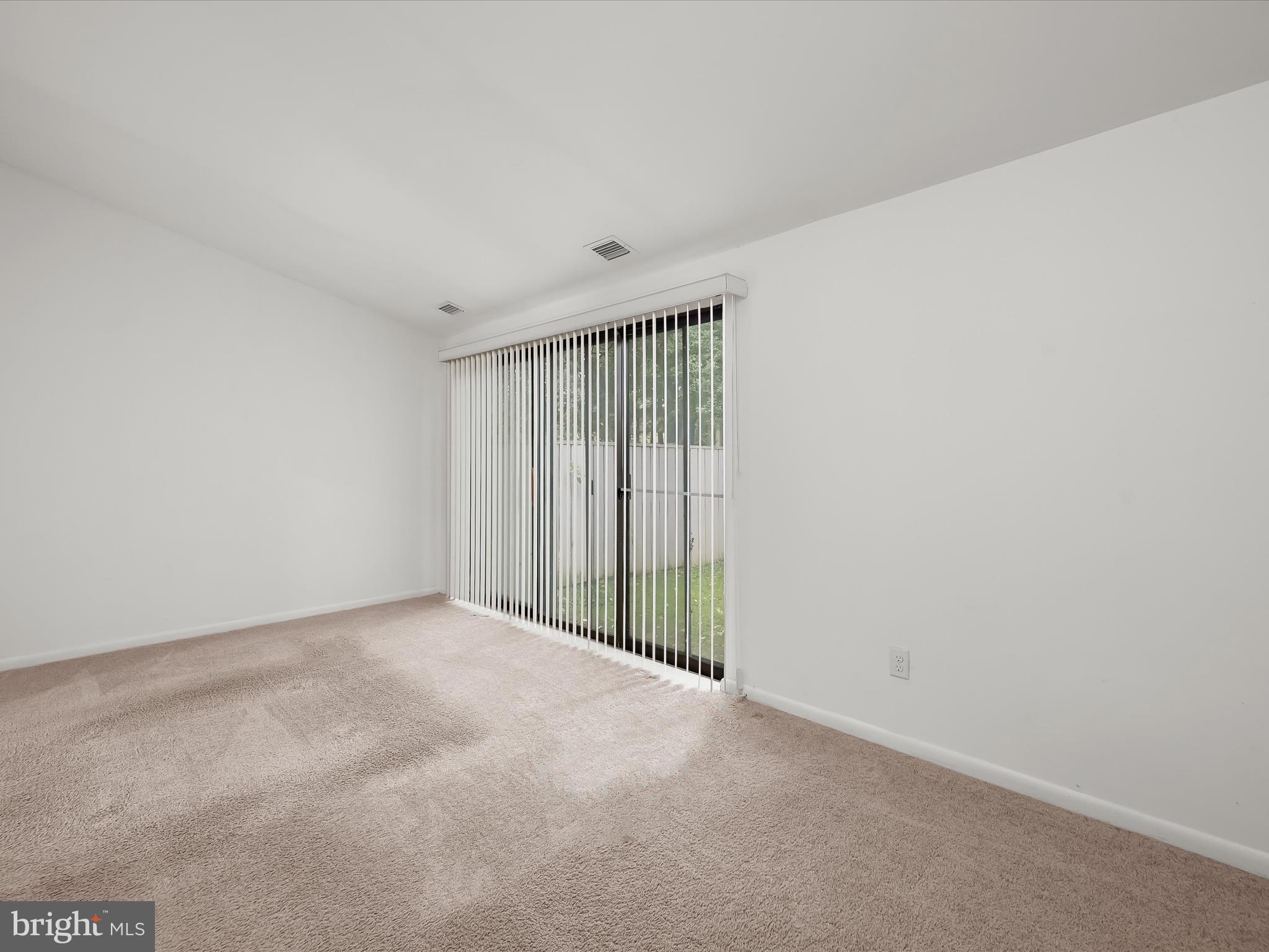 ANNEN WOODS - Residential