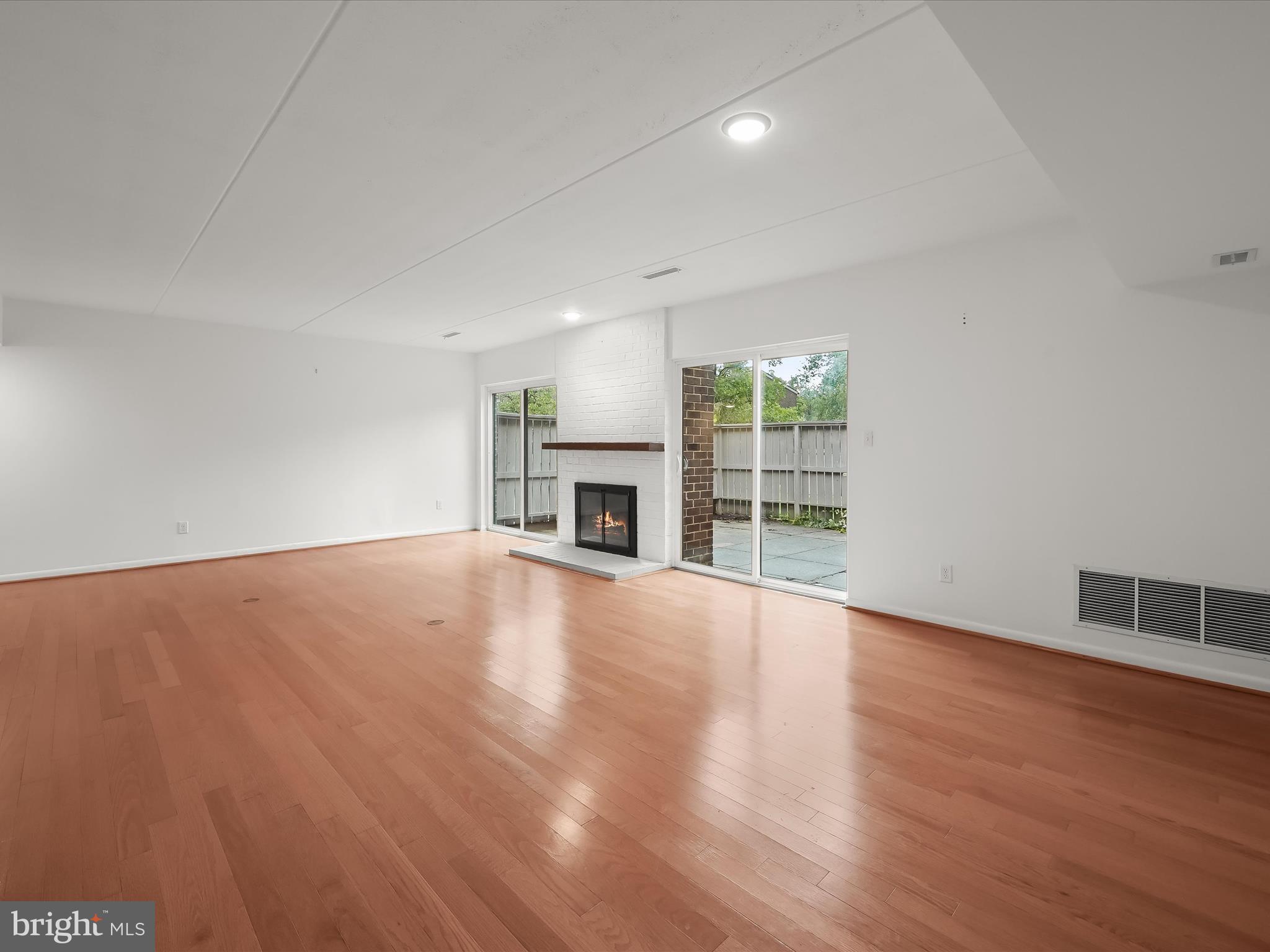 ANNEN WOODS - Residential