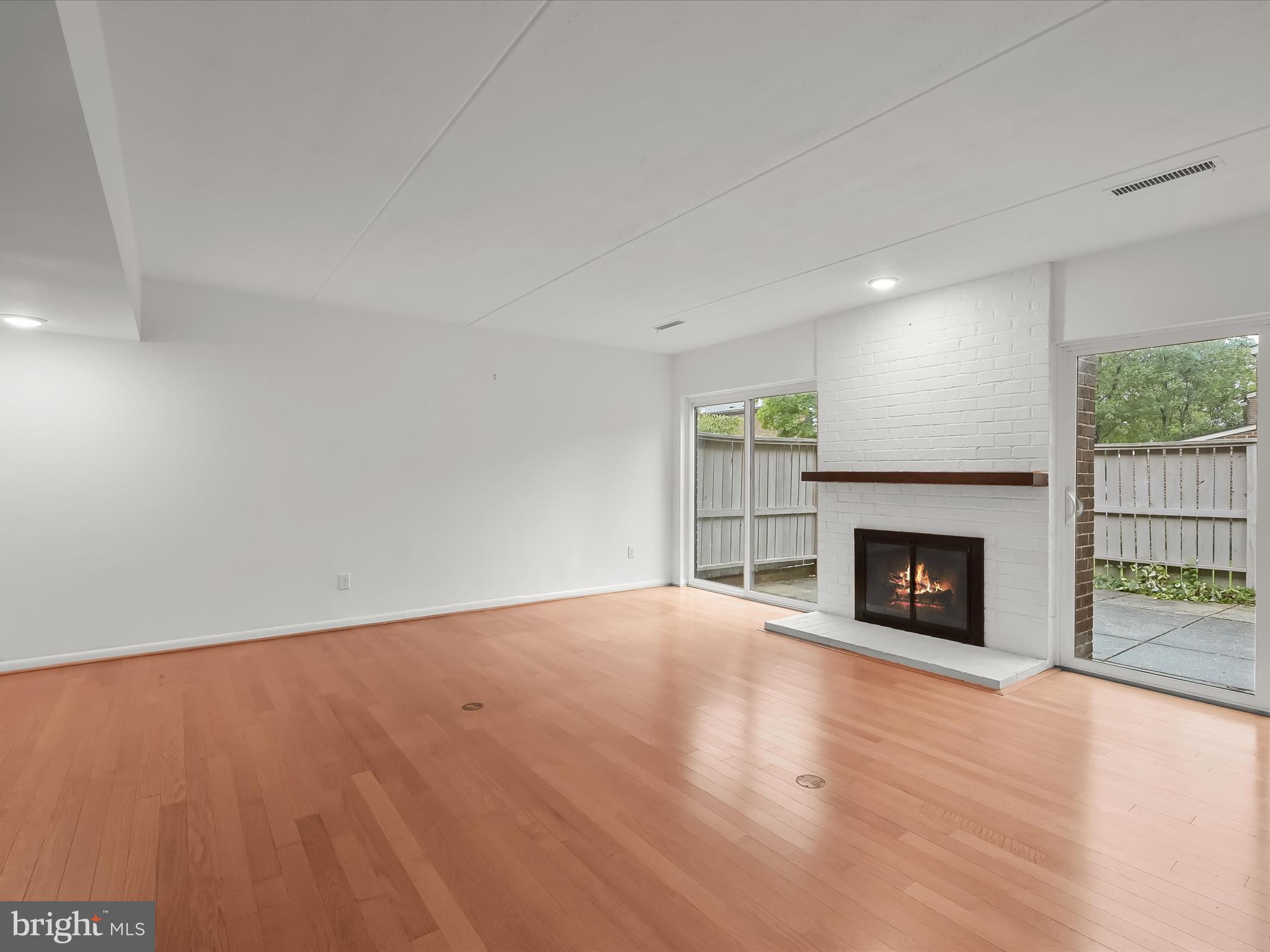 ANNEN WOODS - Residential