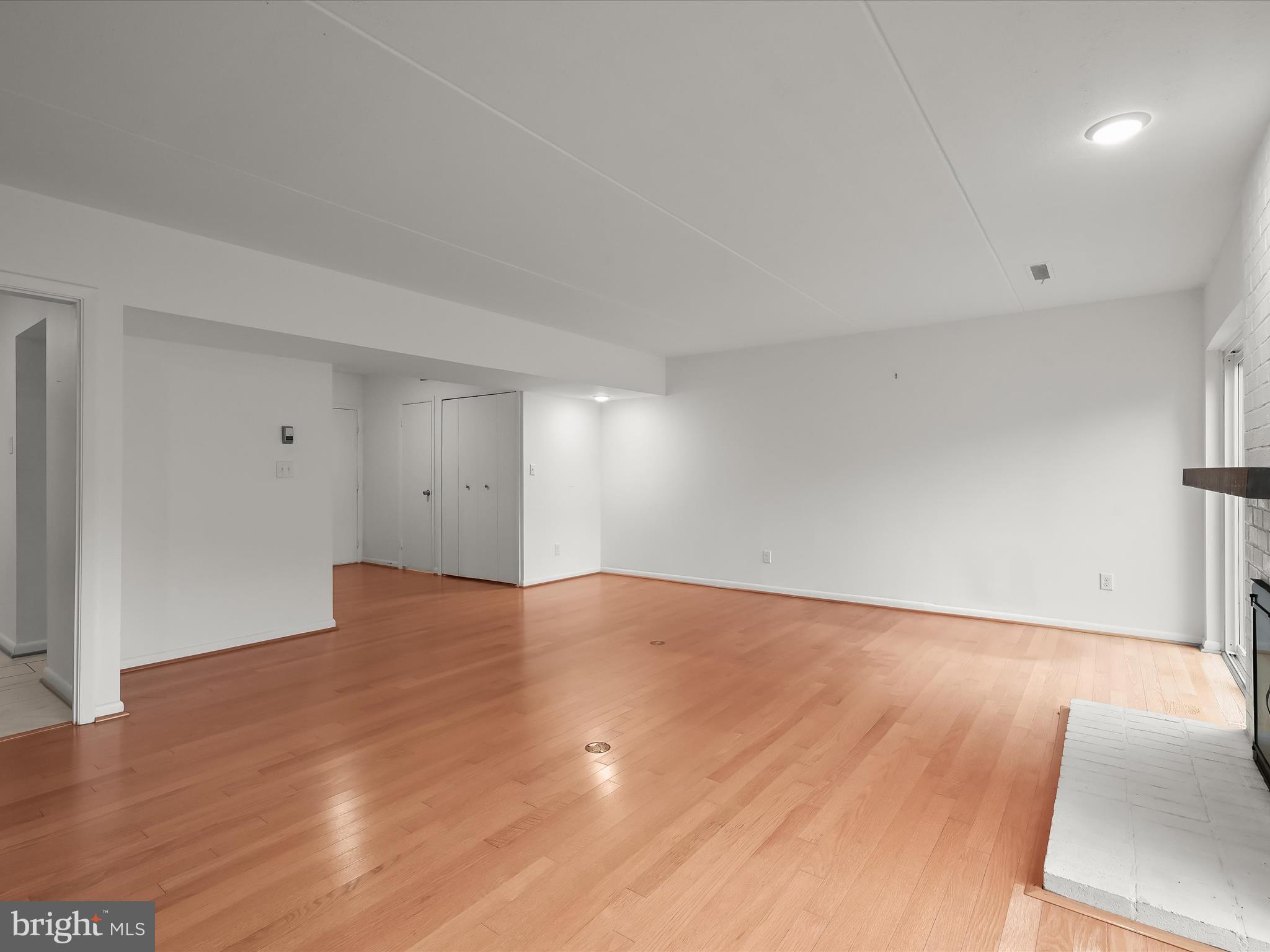 ANNEN WOODS - Residential