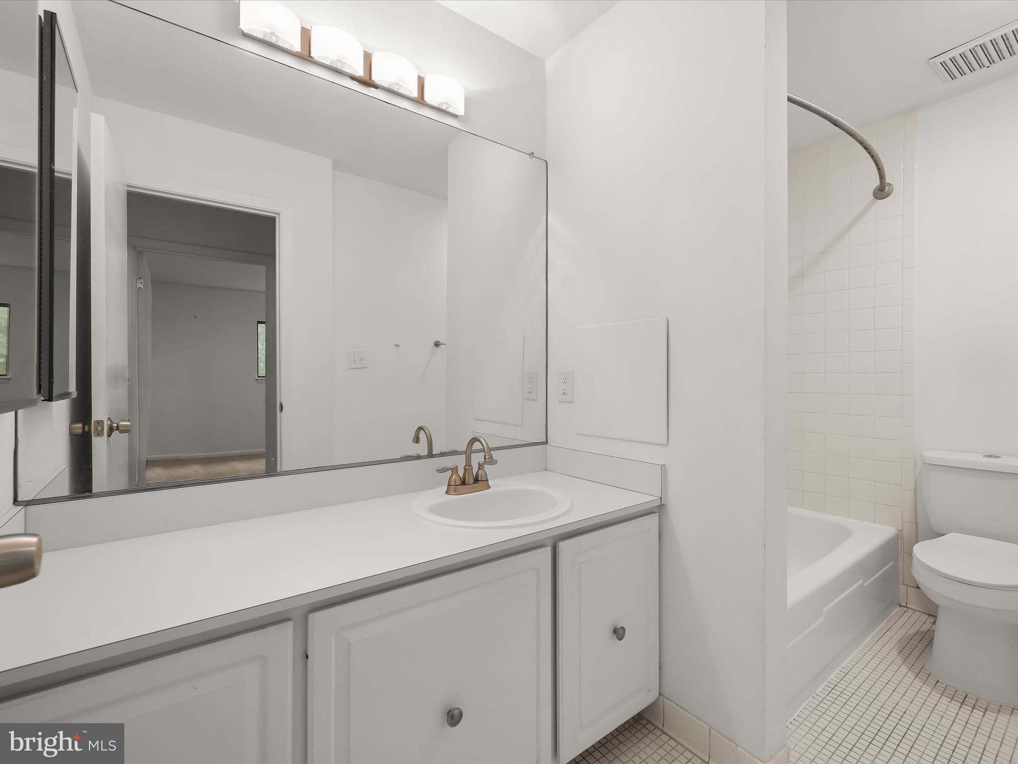 ANNEN WOODS - Residential