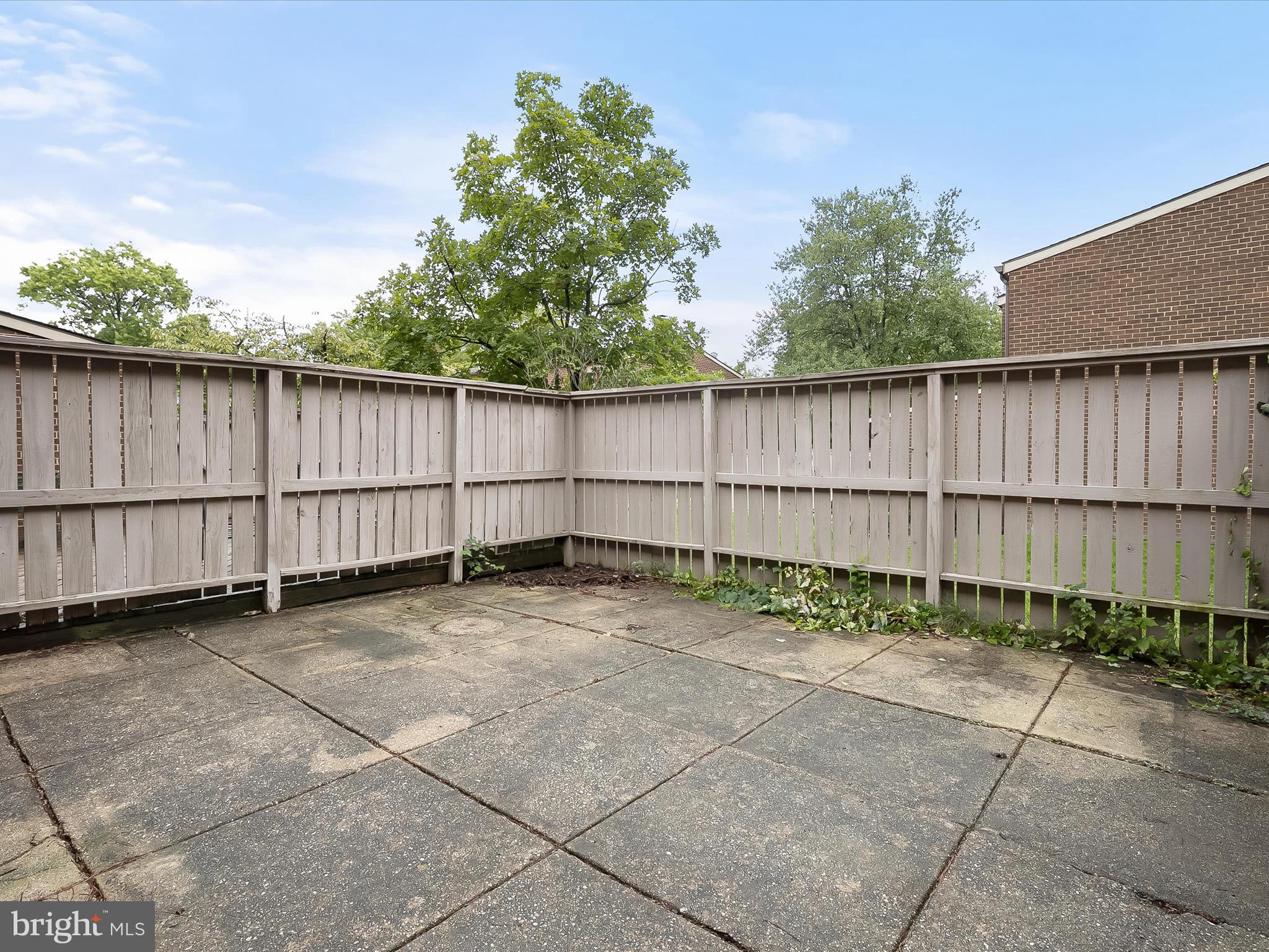 ANNEN WOODS - Residential