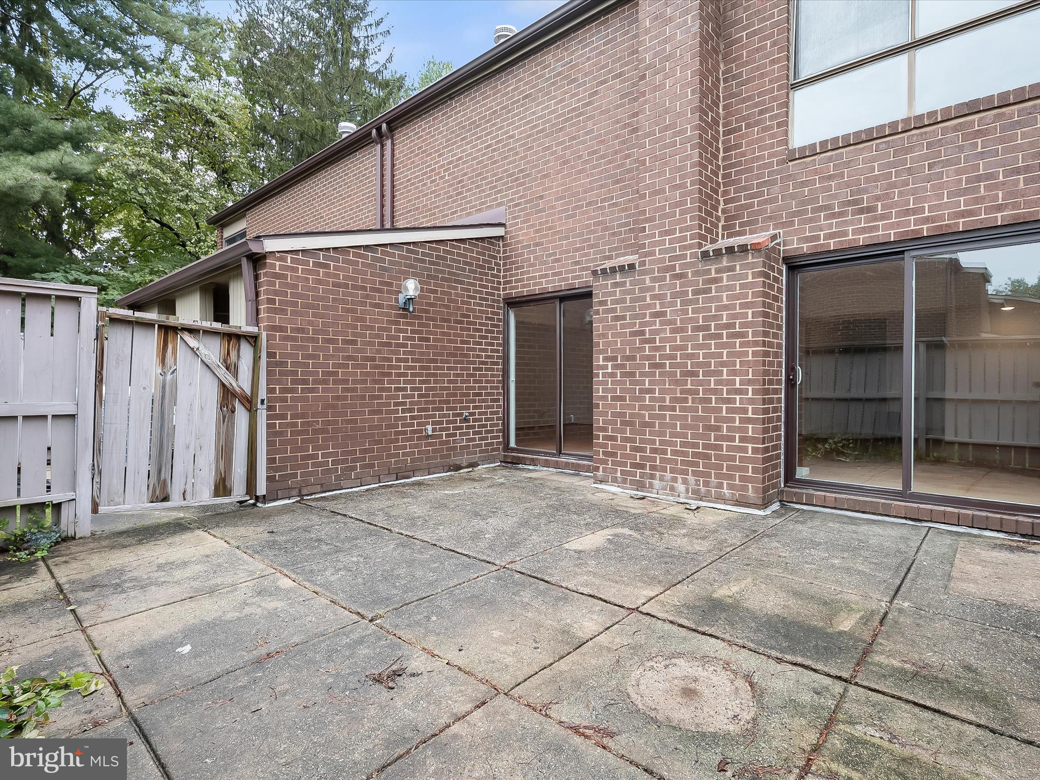 ANNEN WOODS - Residential