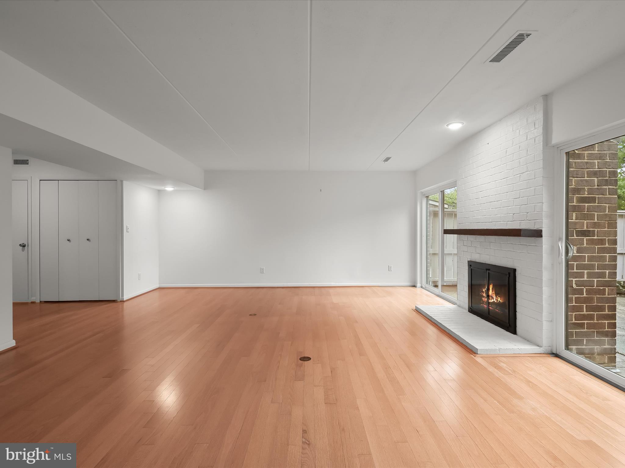 ANNEN WOODS - Residential