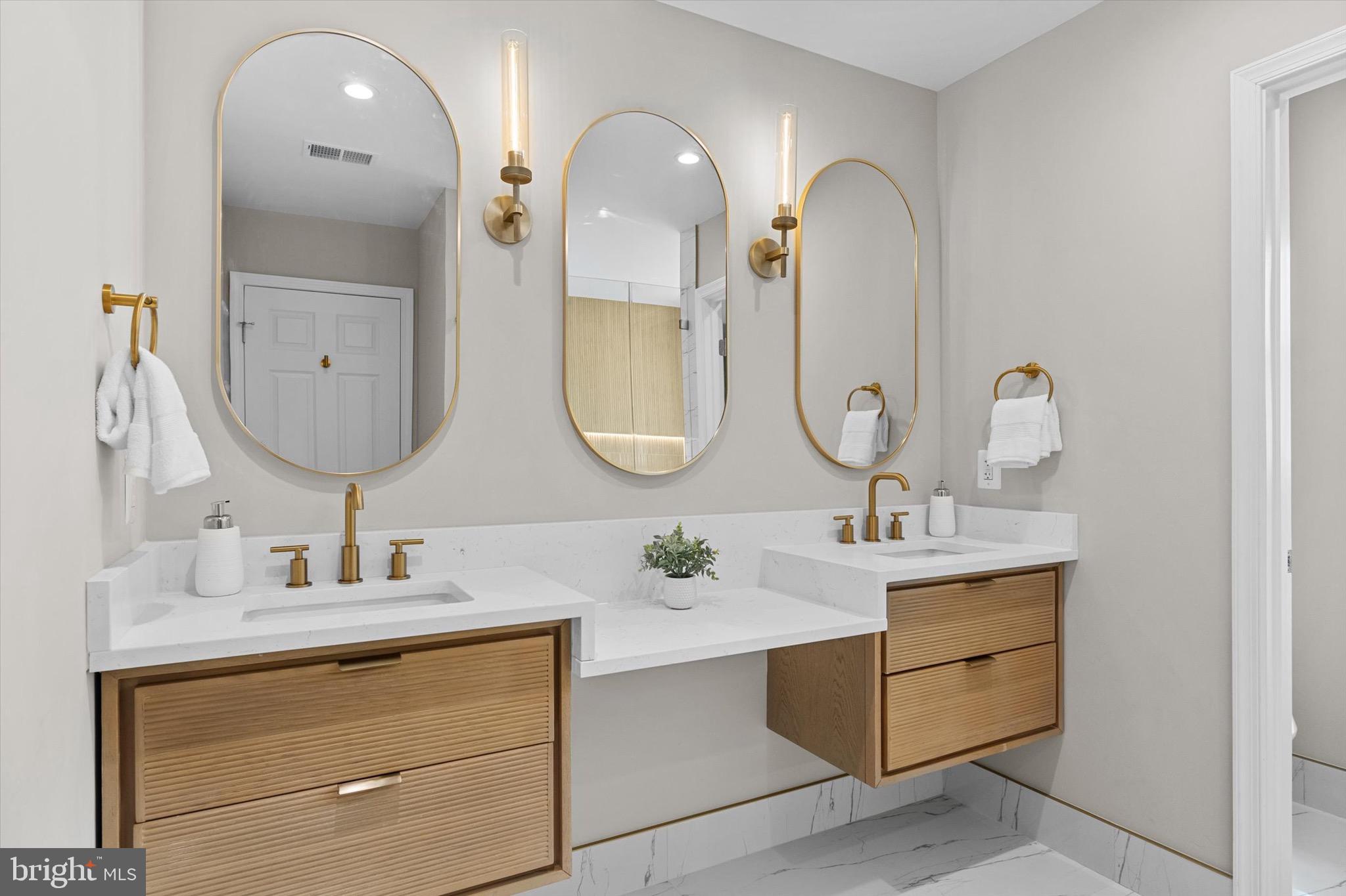 LACEY FOREST - Residential