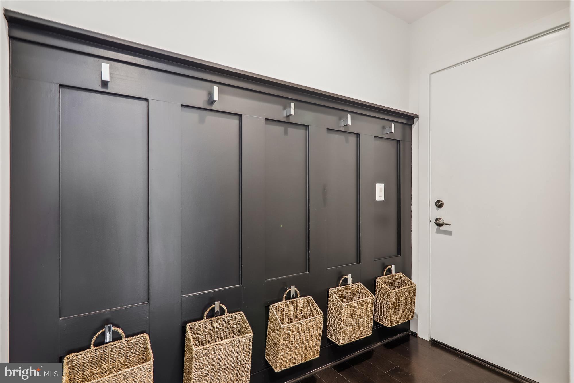 TOWER OAKS - Residential