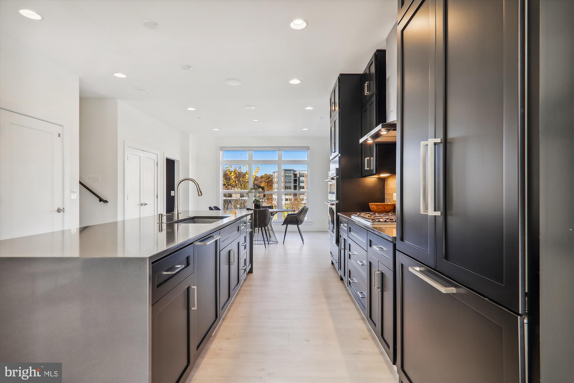 TOWER OAKS - Residential