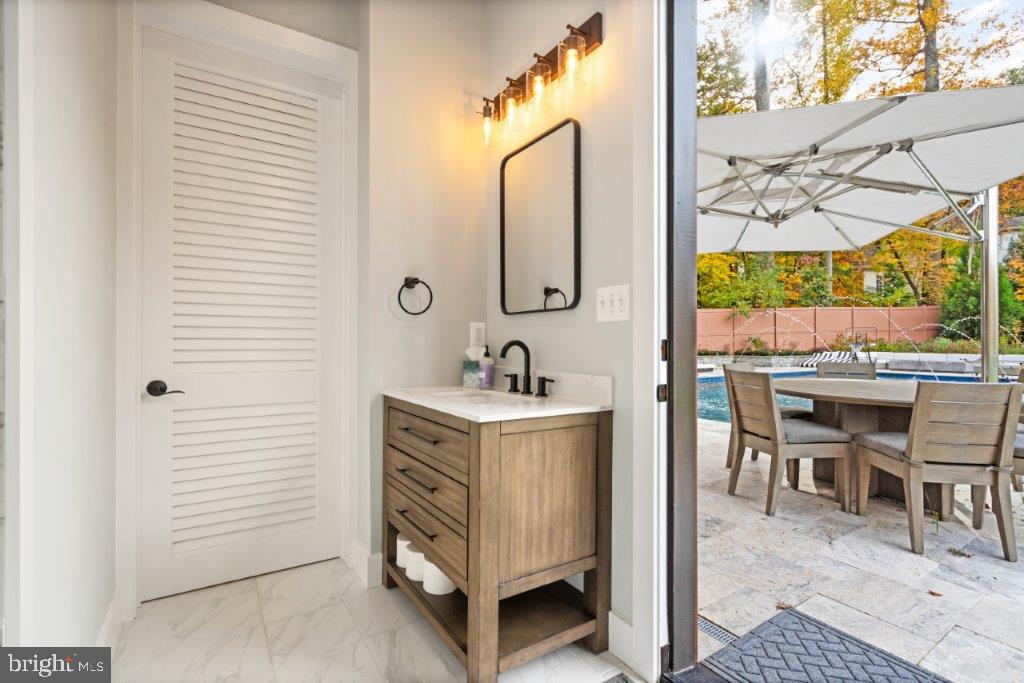 PUTNAM FARM ESTATES - Residential