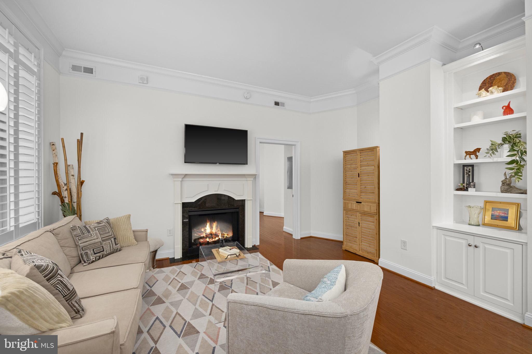 PALLADIUM AT MCLEAN - Residential