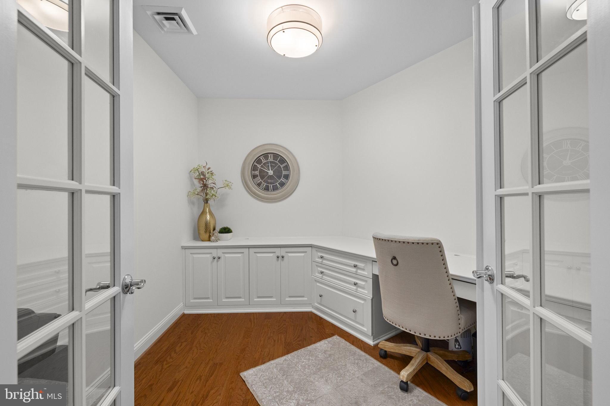 PALLADIUM AT MCLEAN - Residential