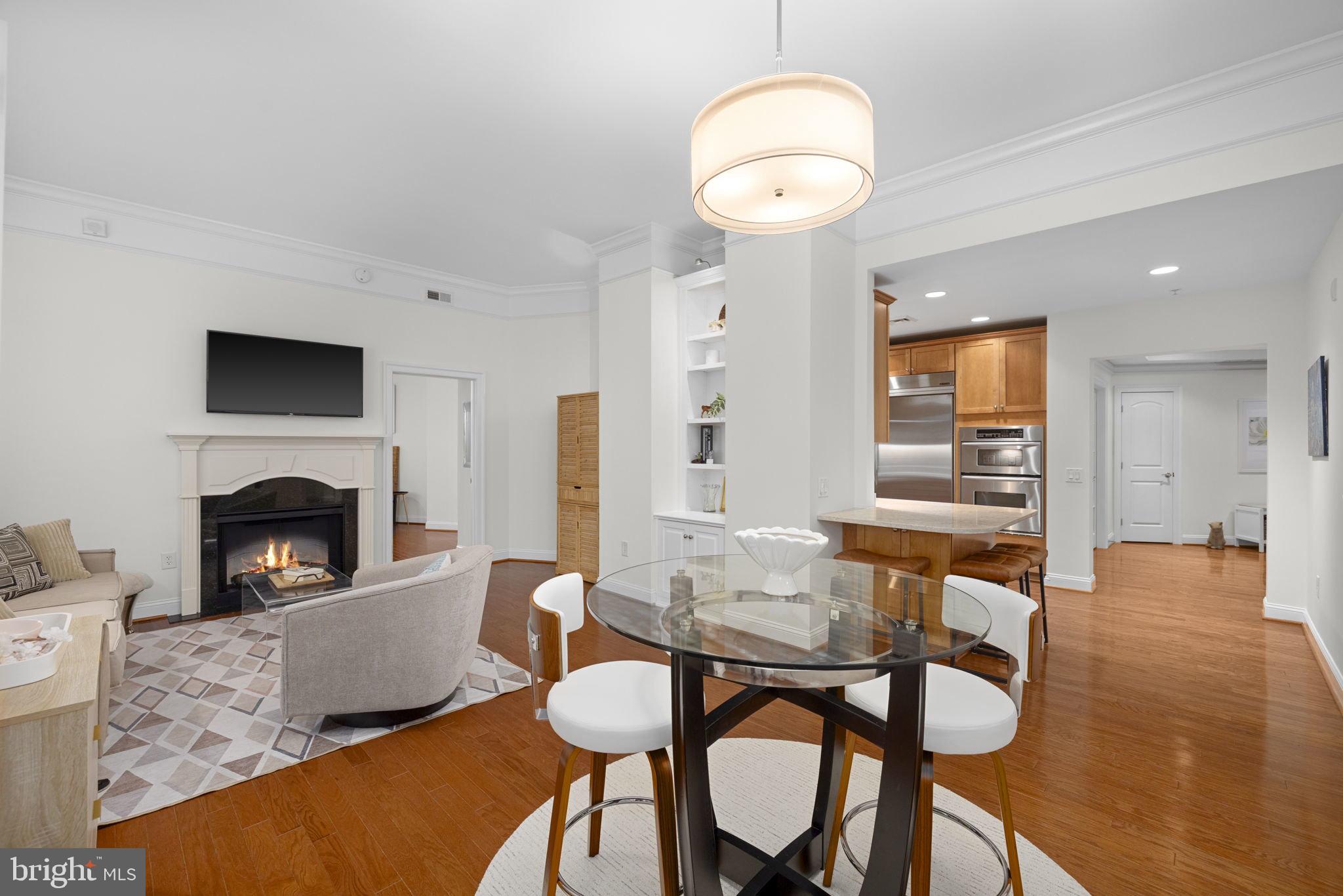 PALLADIUM AT MCLEAN - Residential