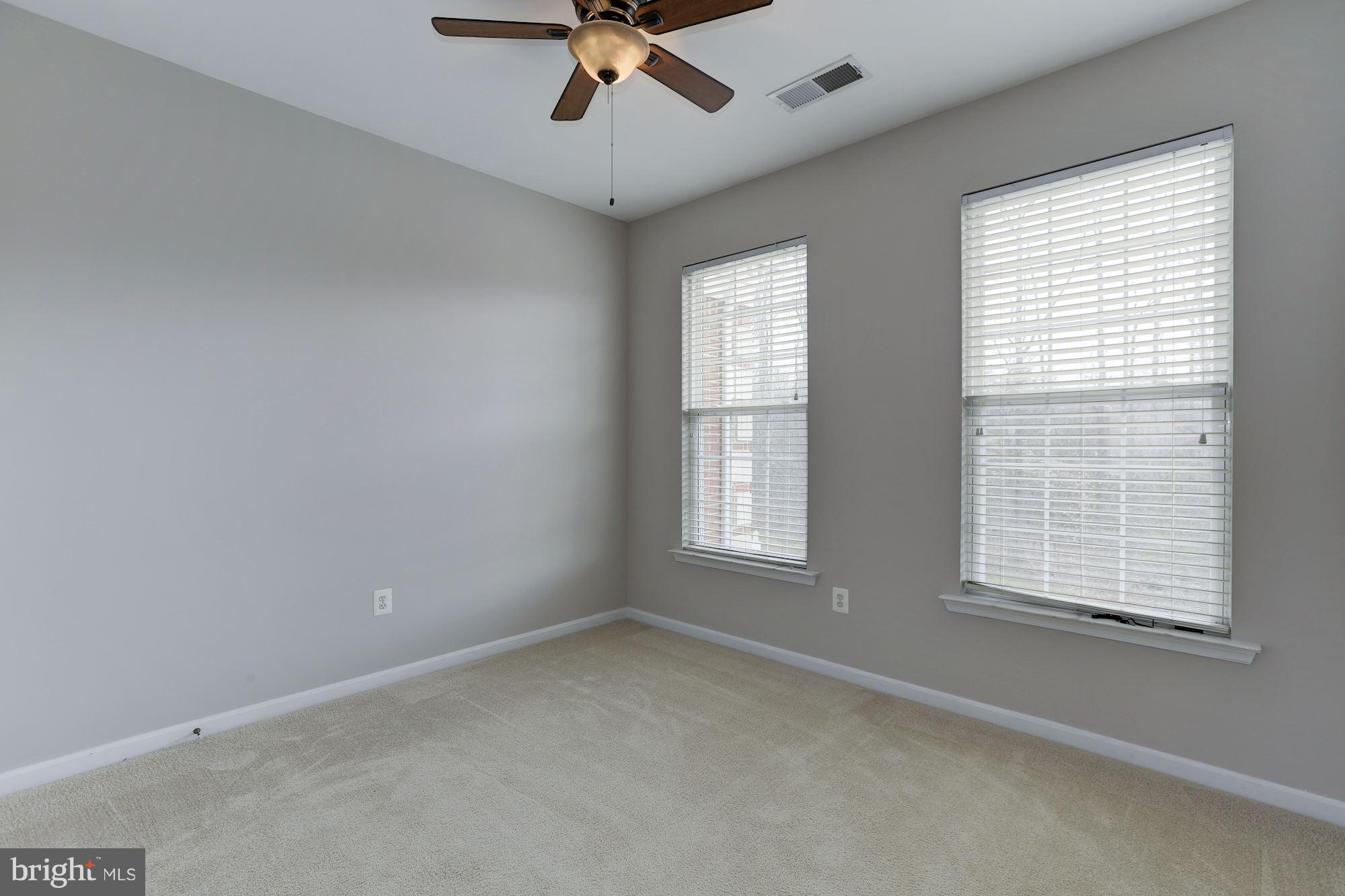 SOUTH RIVER COLONY - Residential