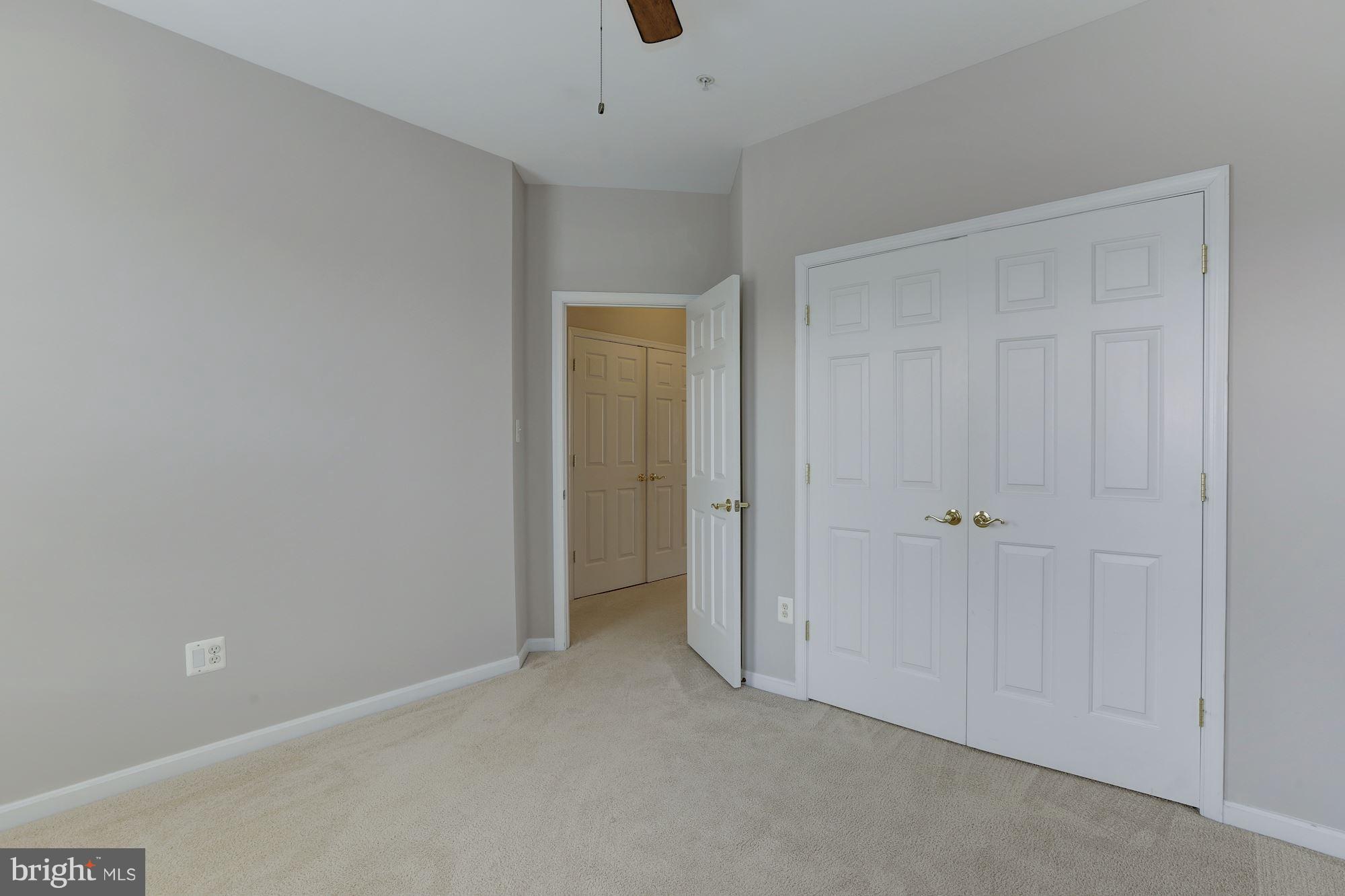 SOUTH RIVER COLONY - Residential