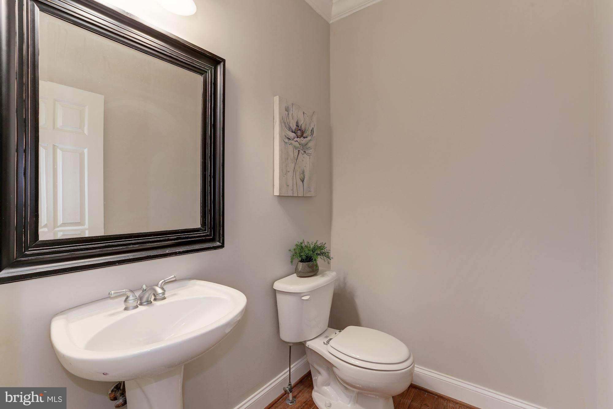 SOUTH RIVER COLONY - Residential