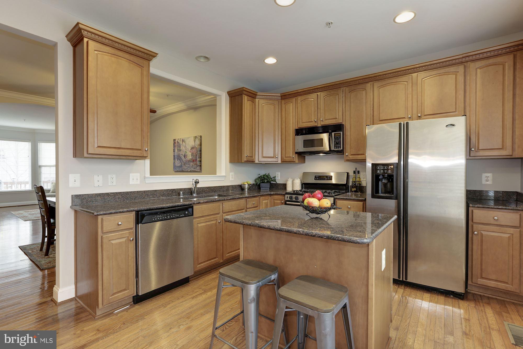 SOUTH RIVER COLONY - Residential