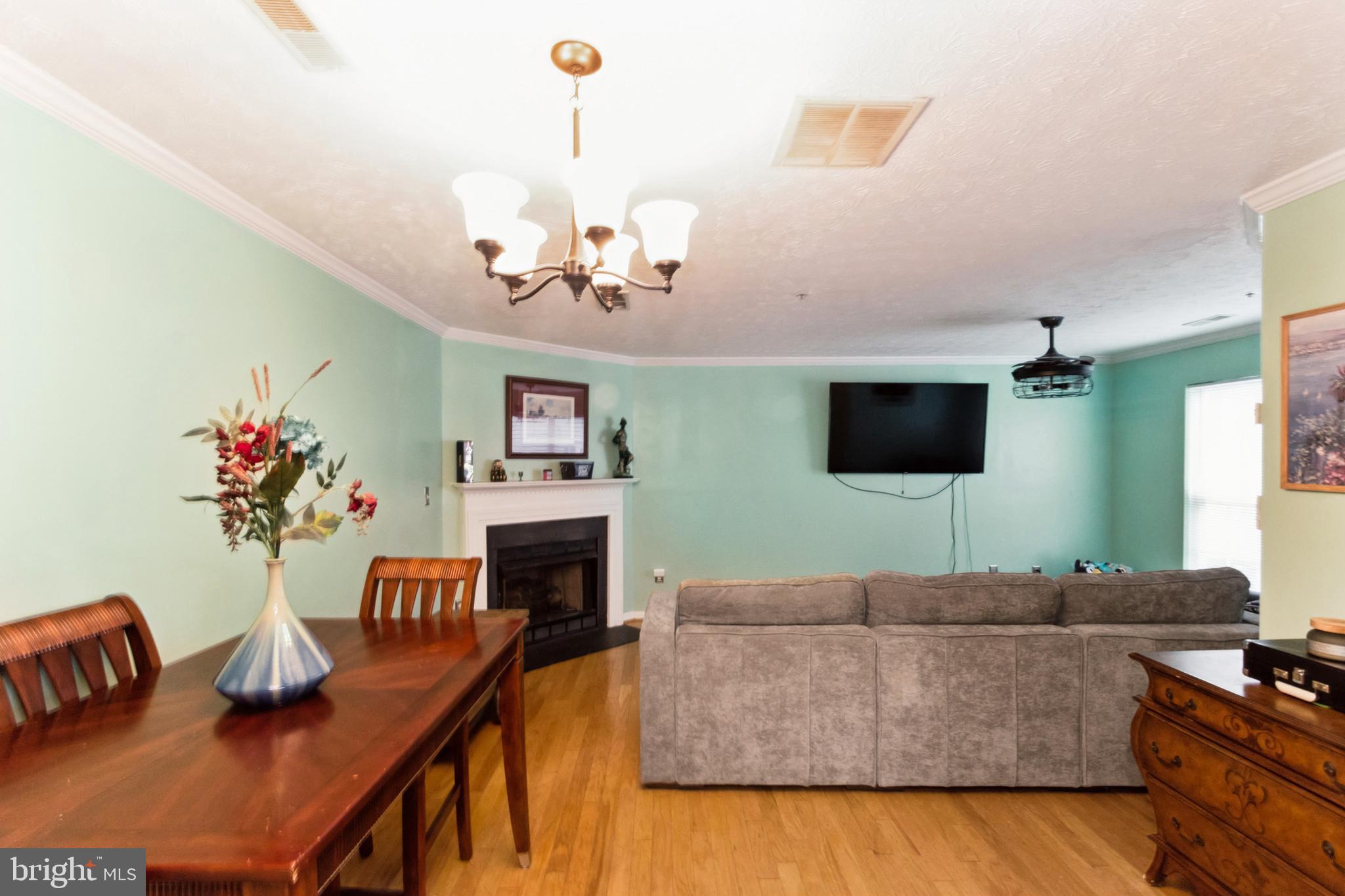 QUAIL RUN SOUTH - Residential