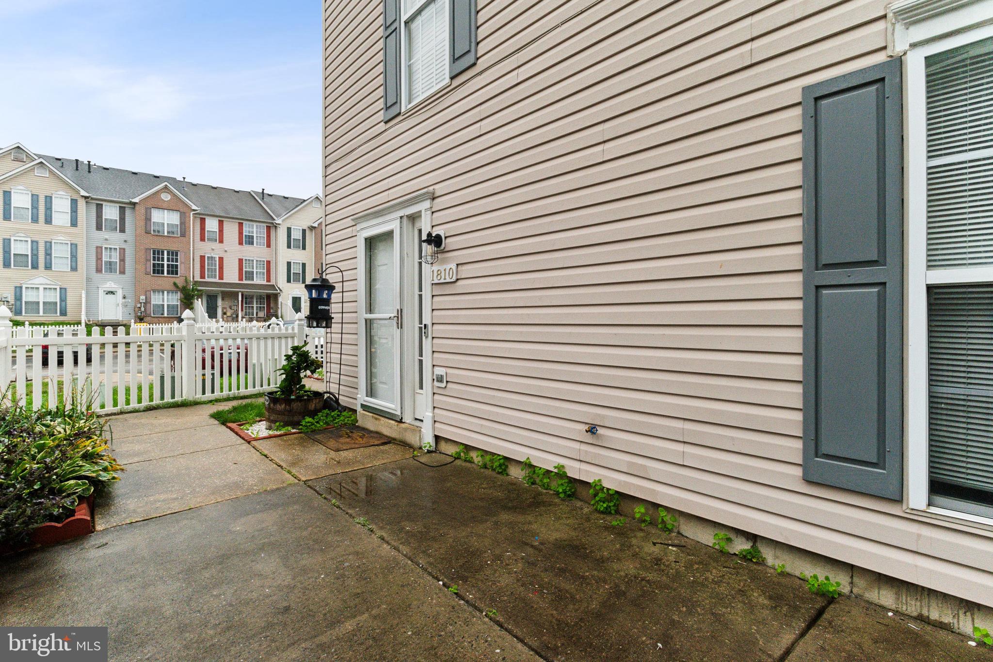 QUAIL RUN SOUTH - Residential