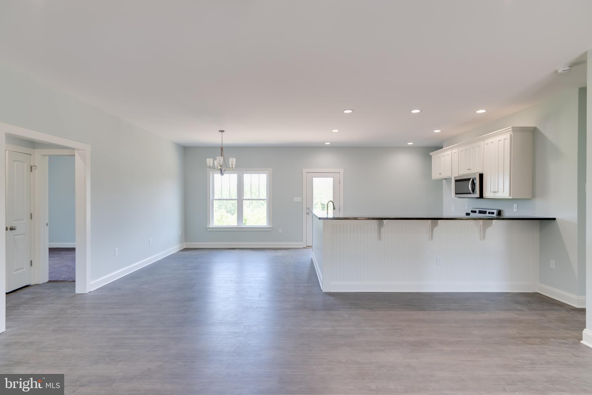 DOGWOOD LAKE ESTATES - Residential