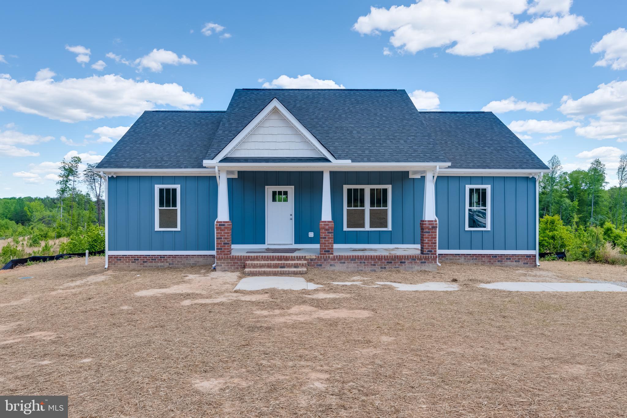 DOGWOOD LAKE ESTATES - Residential