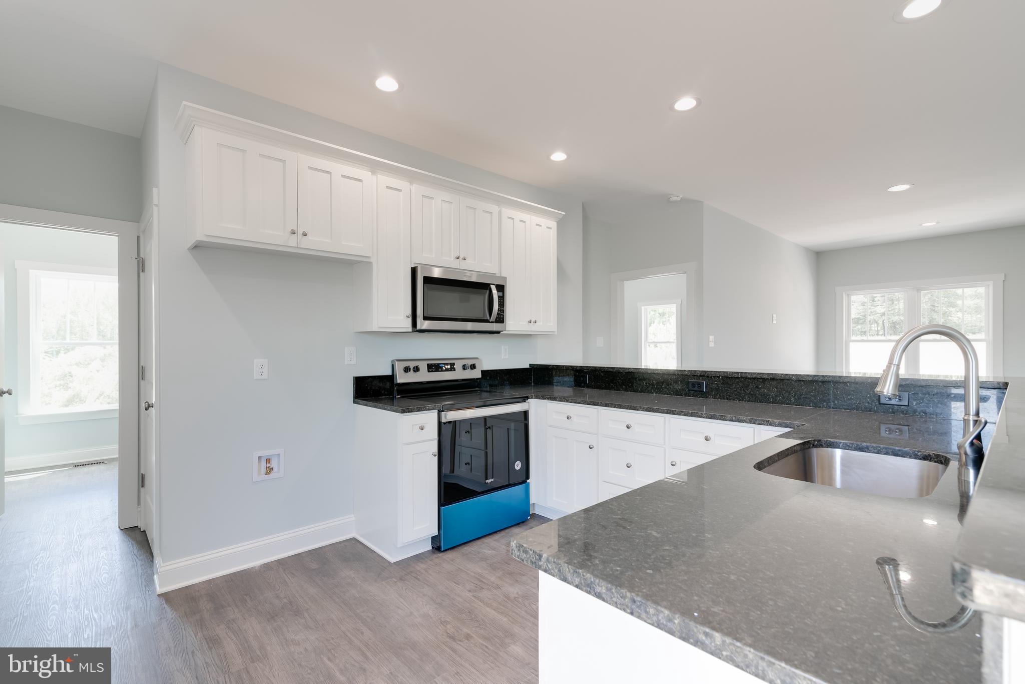 DOGWOOD LAKE ESTATES - Residential