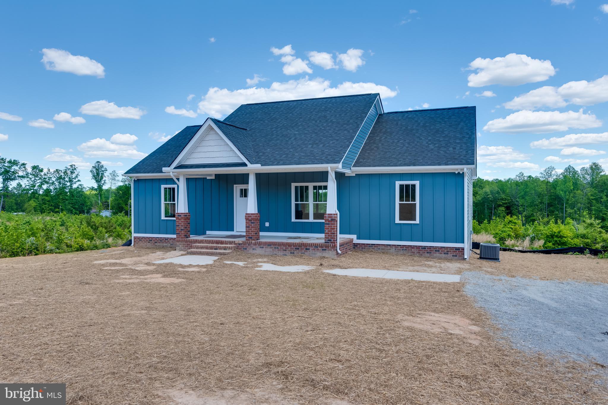 DOGWOOD LAKE ESTATES - Residential