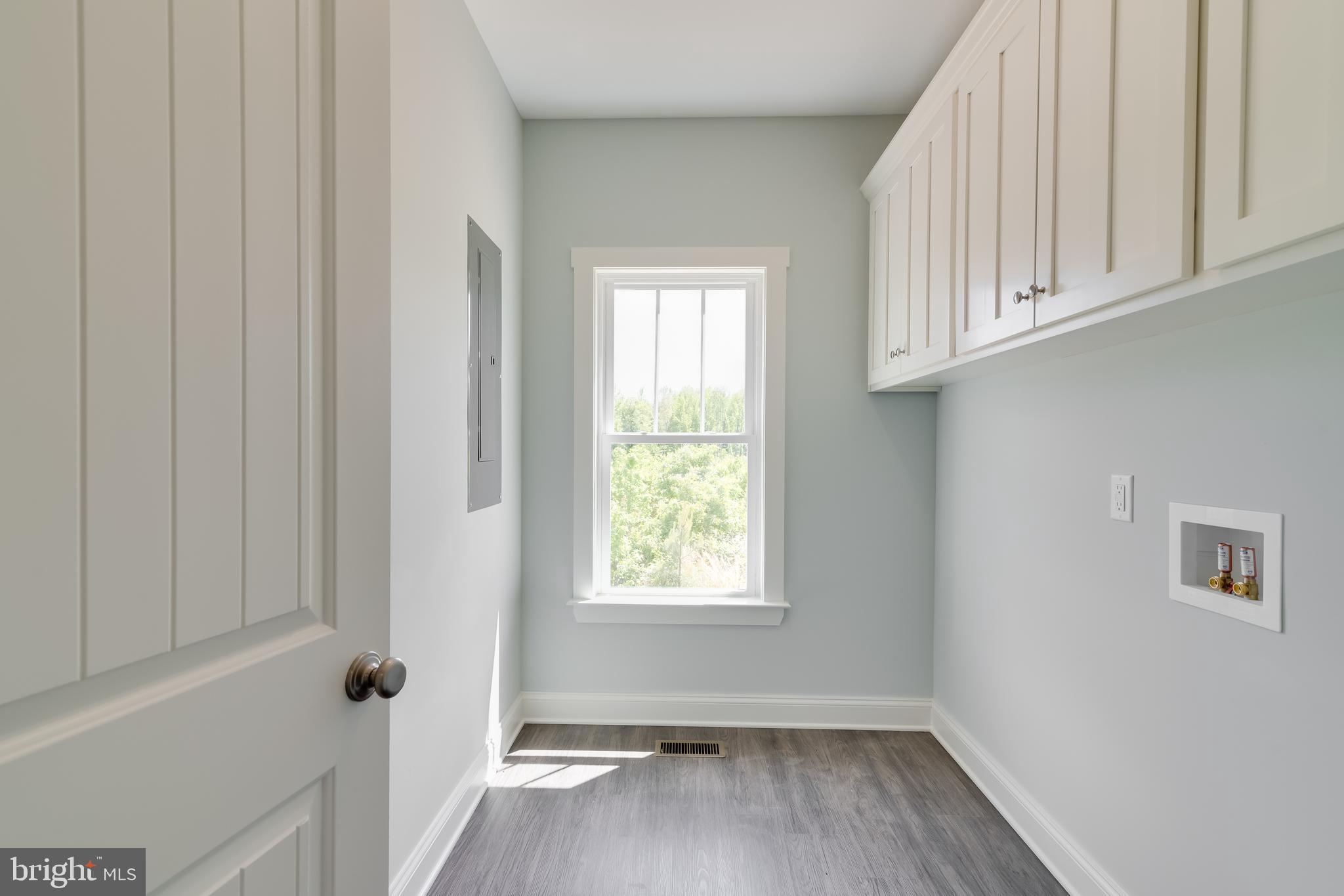 DOGWOOD LAKE ESTATES - Residential