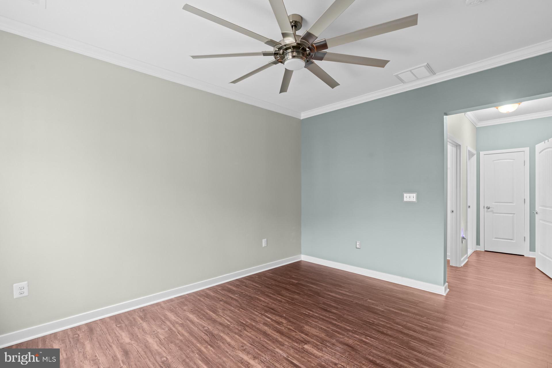 HAWTHORNE GREENE - Residential