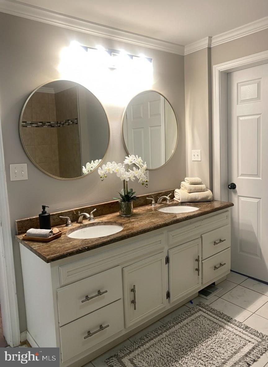 HAGERSTOWN - Residential