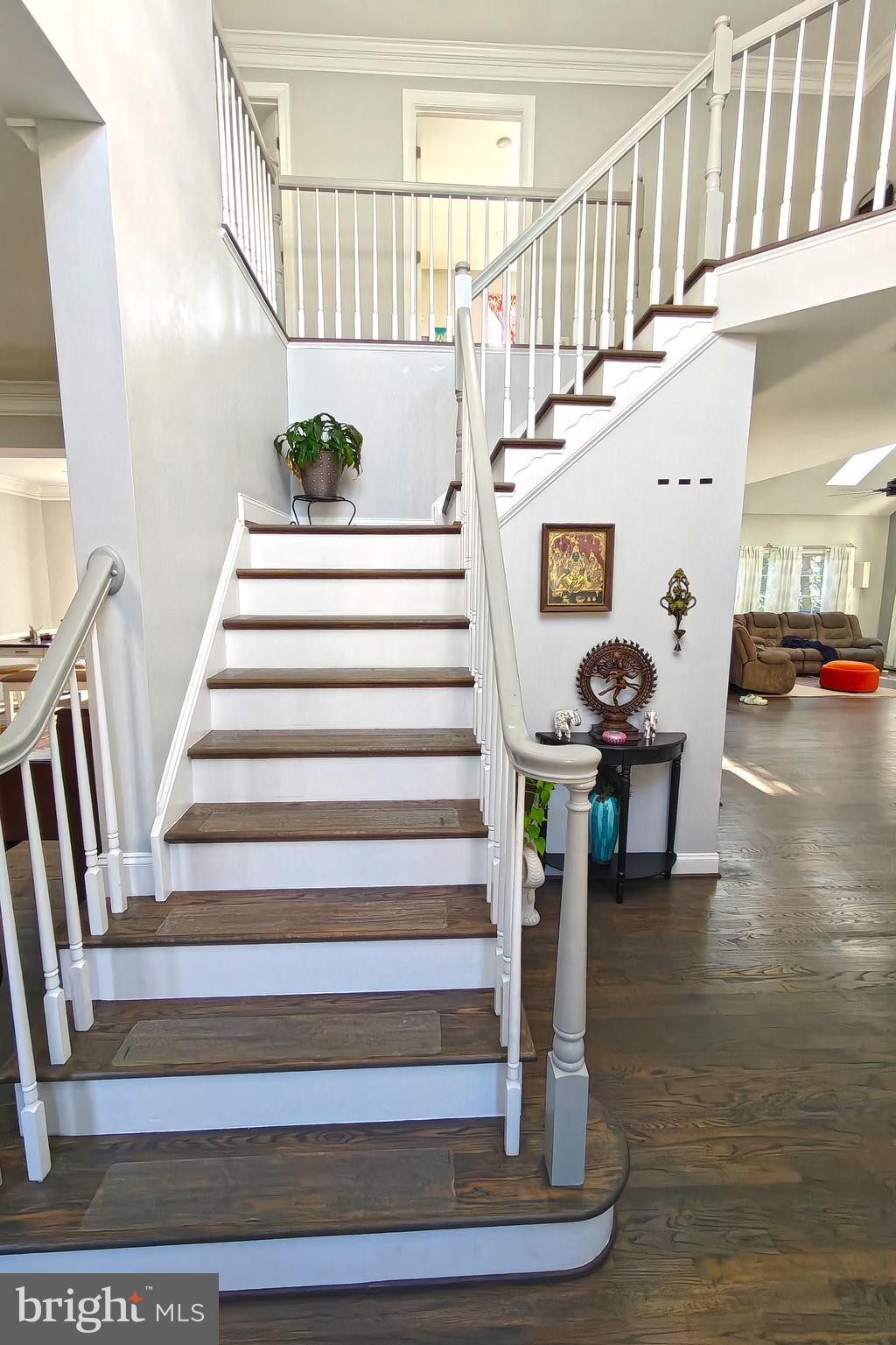 21917 MANOR CREST LANE