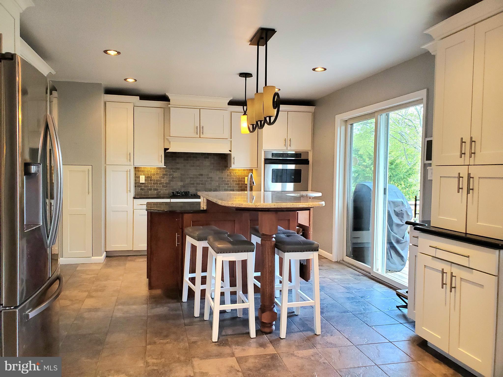 RIVERCREST - Residential Lease