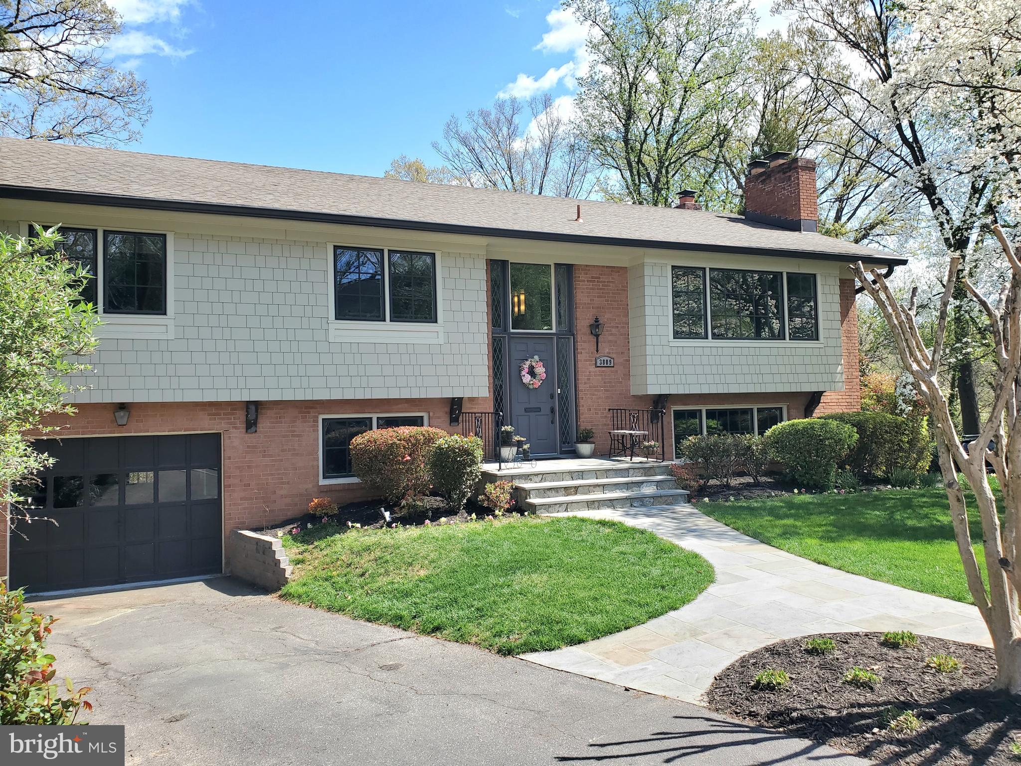 RIVERCREST - Residential Lease